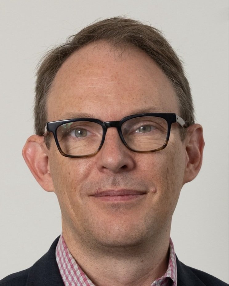 Headshot-JOliverDaly.jpg