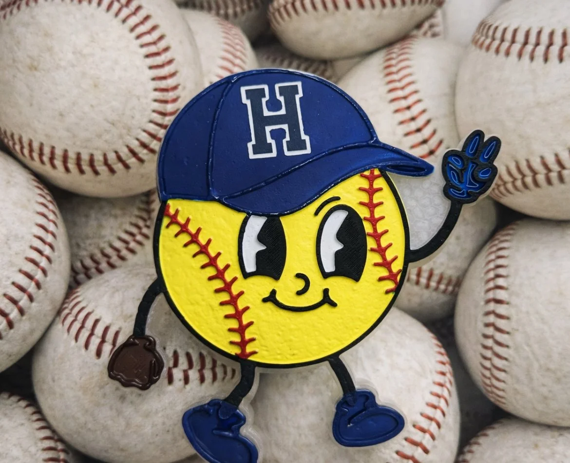 Hondo Softball Player