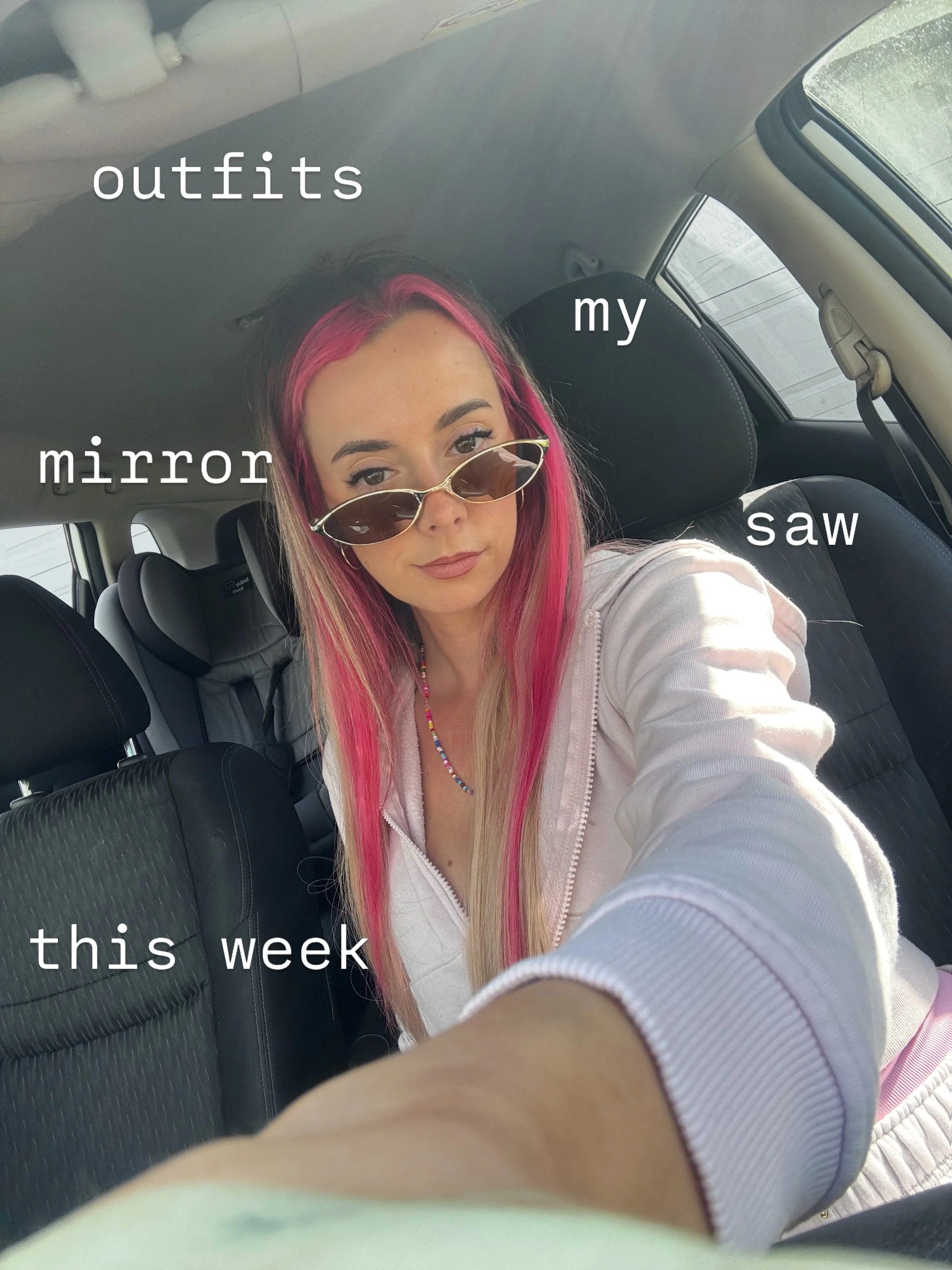 💅🏻 the outfits taking me out of my slump

@glassons 🖤

@glassons top
@kmartaus pants
@novoshoes 

@musclenation the pink set &amp; socks of my dreams 💭 

TBA&hellip;. But pink jordans 👏💖 @nike 

@whitefoxboutique an oldie but a goodie!! I love 