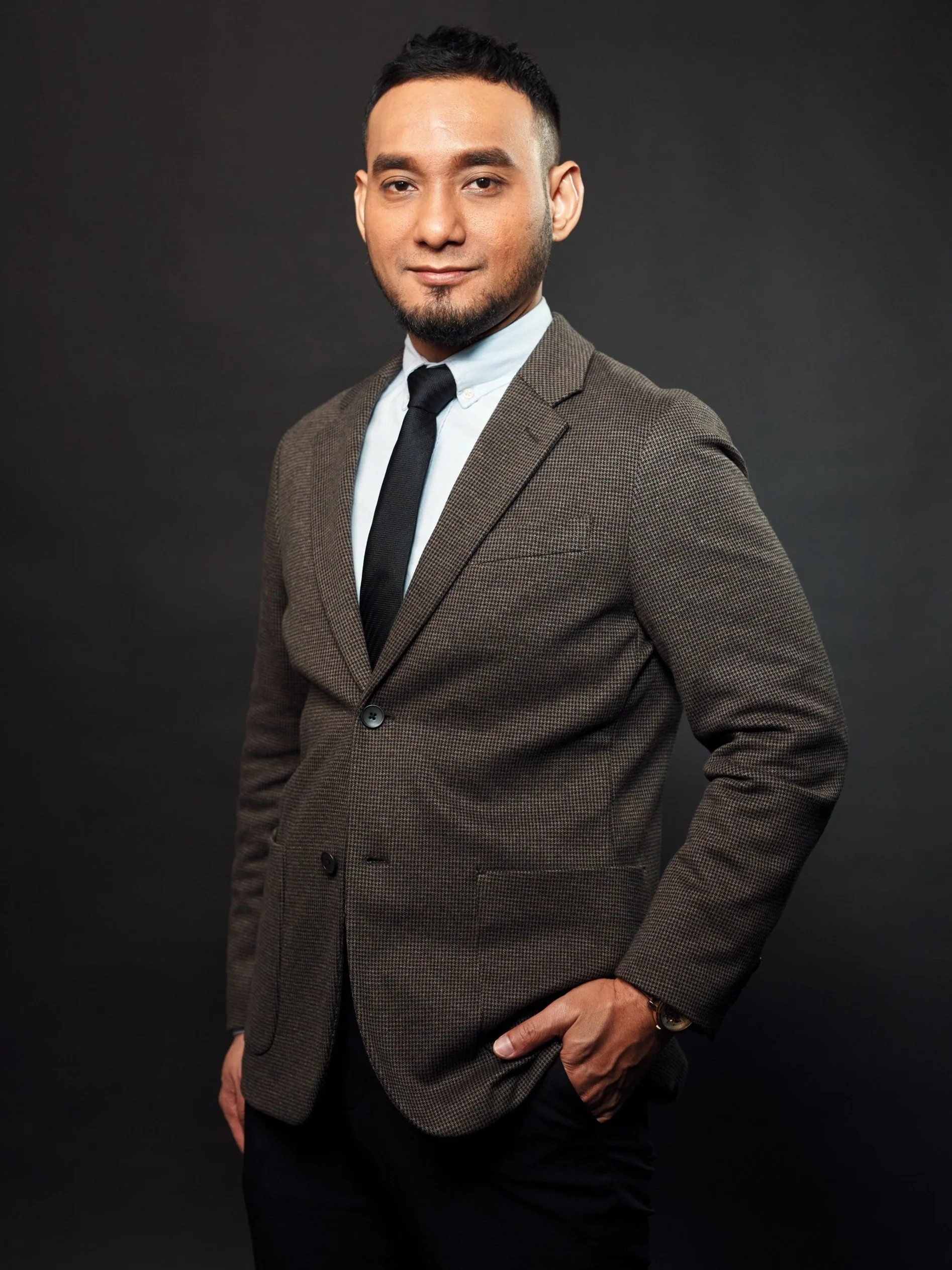 Sarbjit&CoPortraits_4167-PhotobyAllIsAmazing.jpg