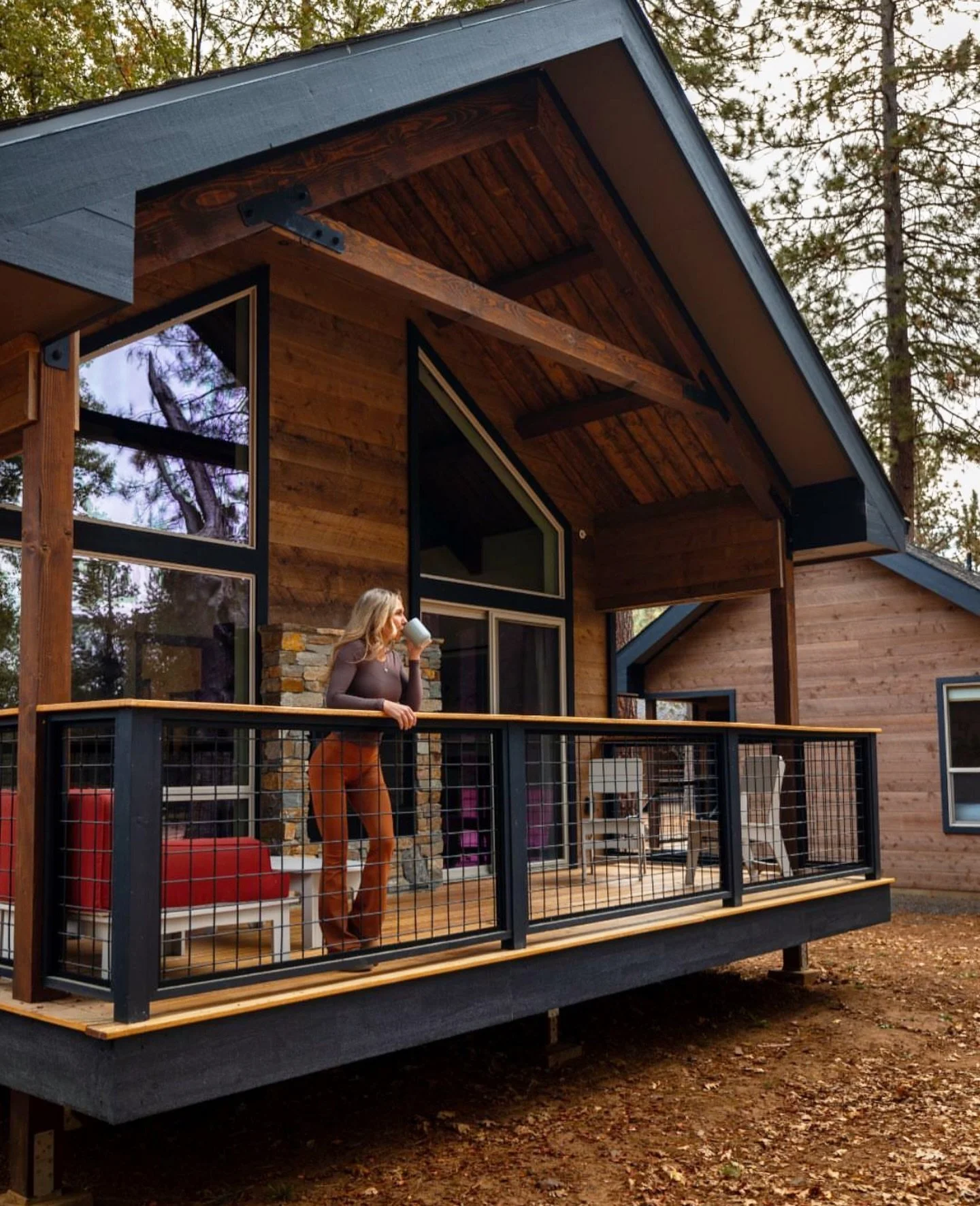 Firefall Ranch ~ always a good idea! 🌲

It&rsquo;s special to be a part of such beautiful projects like @firefallranch and it&rsquo;s a pleasure to support them. 

🍸 Cocktails and dinner sound amazing right about now.
Let&rsquo;s go!

📷: @lacey_sp