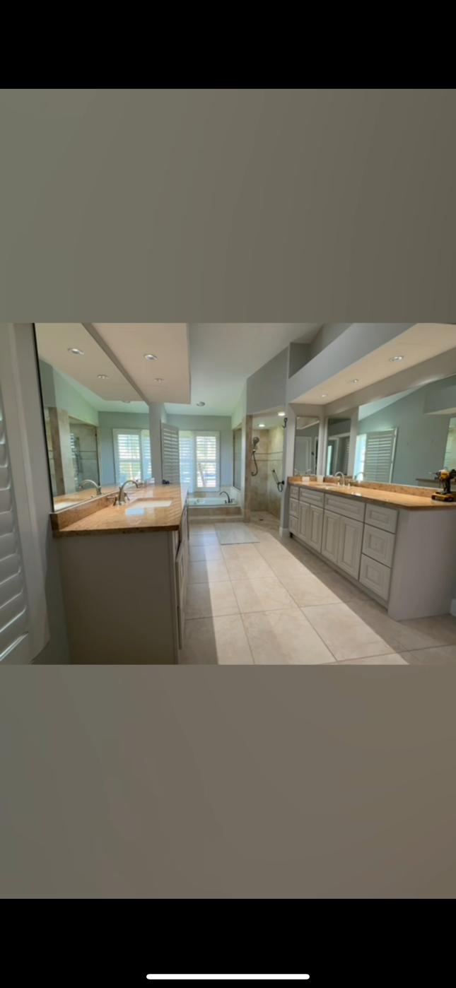 Before: Master Bath Renovation — Vanderbilt Lakes, Bonita Springs