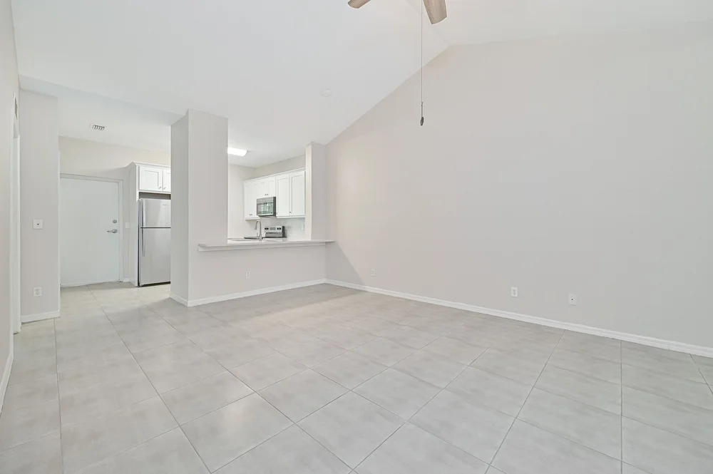 Kitchen remodel with enlarged bar opening - Estero FL