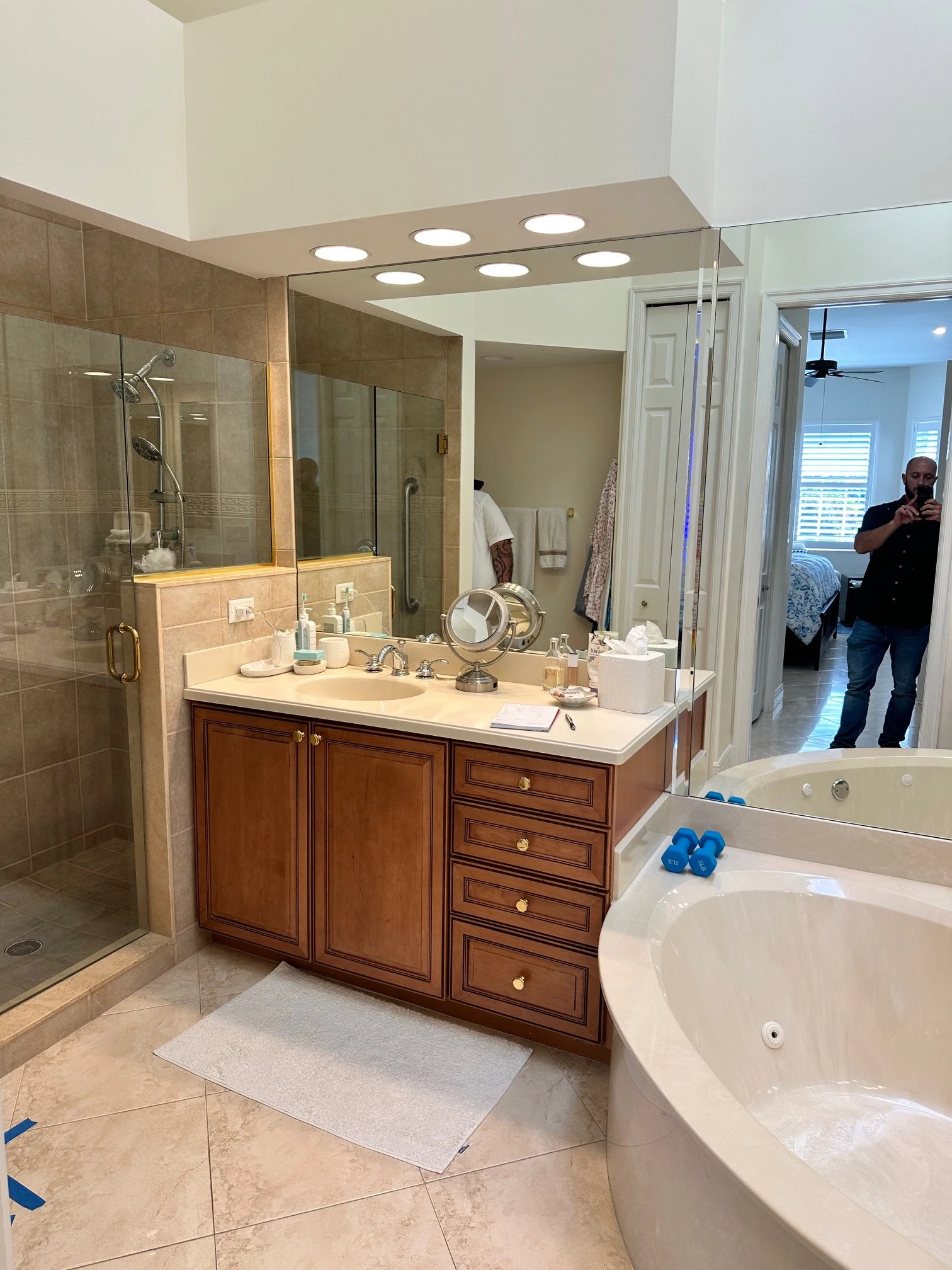 BEFORE: Lely Resort - Master Bath Reno