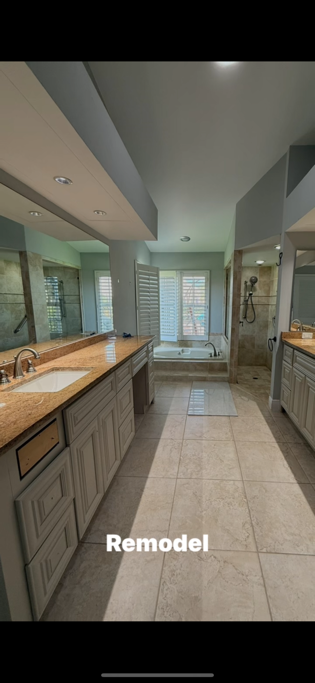 Before: Master Bath Renovation — Vanderbilt Lakes, Bonita Springs