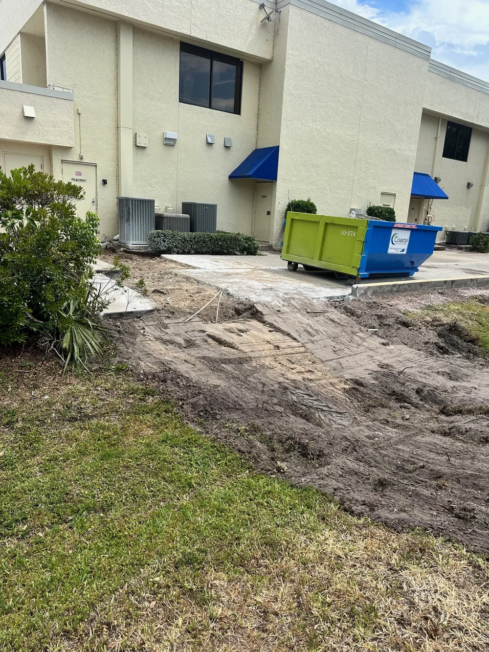 During: Commercial — Animal Hospital Splash Pads