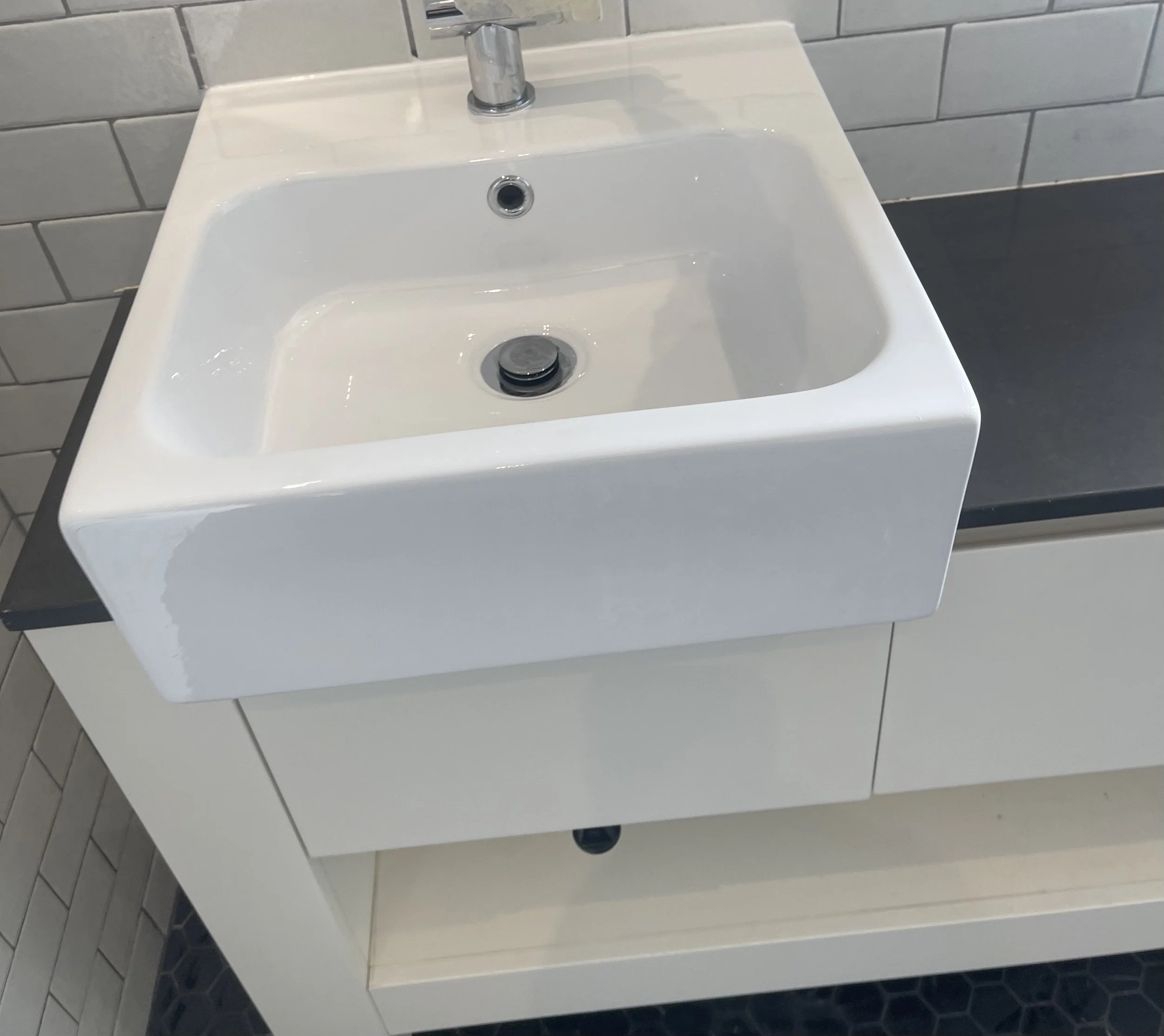 High-quality resurfacing finish applied by SDR Renovations