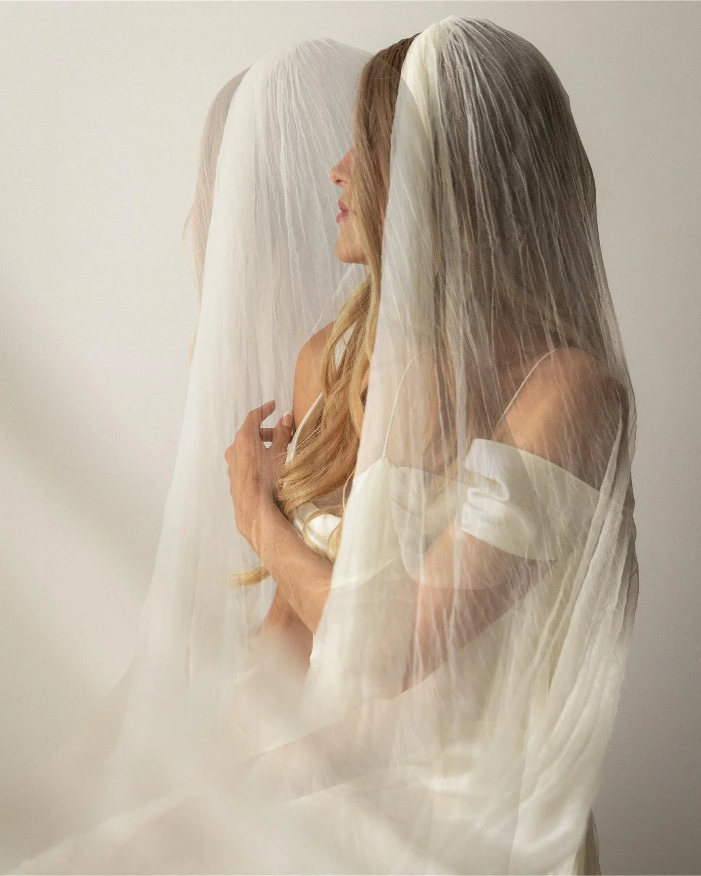 More veils, more sunsets. Please and thank you.