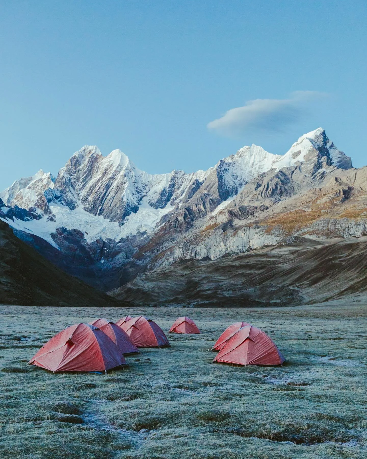 Day 2 Cordillera Huayhuash:

We woke up under a layer of frost at 4200m and drank hot coca tea from our tents to thaw out as the sun woke up our surroundings. We quickly packed up camp, fuelled up and began our ascent up to Carhuac Pass @ 4600m
w/ @k