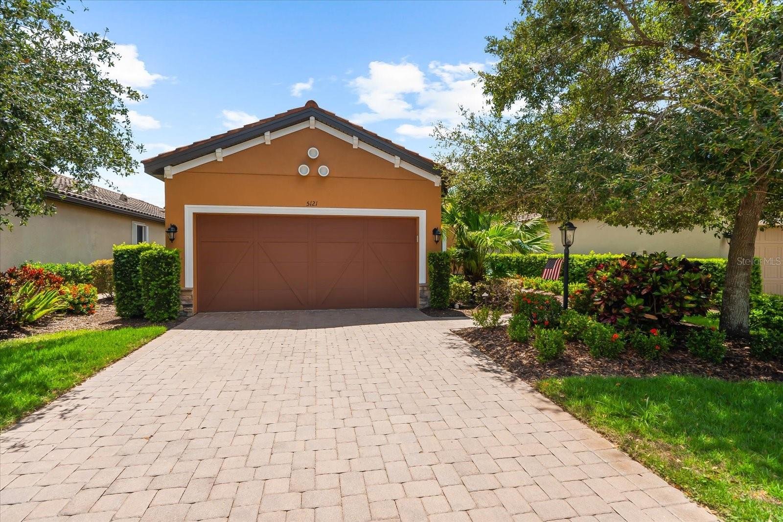 5121 SERATA DR
Price: $525,000
SqFt: 1,684
Beds: 2
Baths: 2
OH Date: 07/13/2025
OH Time: 1:00PM-3:00PM