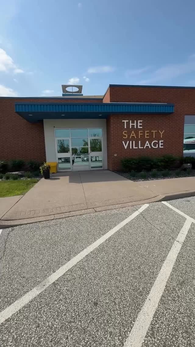 👀See the transformation at the Safety Village #painting #windsor #safetyvillage #beforeandafter #explorefyp #windsorpainter
