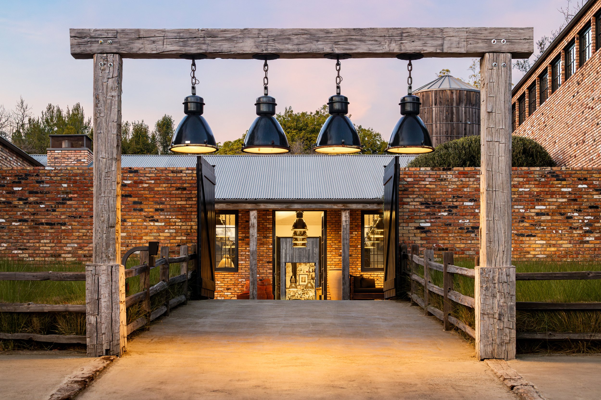 The Art of Capturing Twilight and Golden Hour Architecture Shots