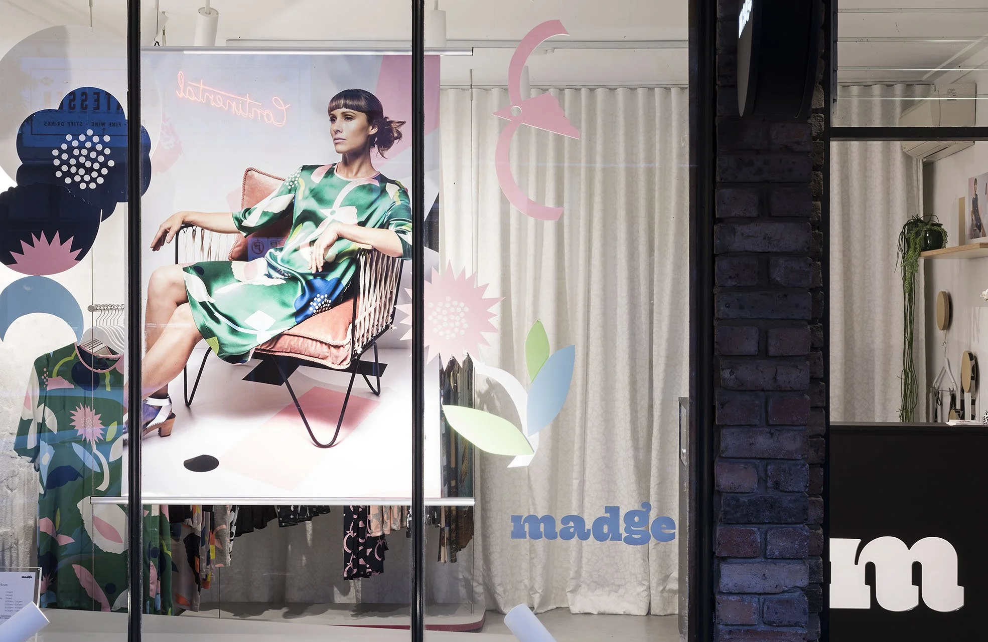 2madge23517.jpg