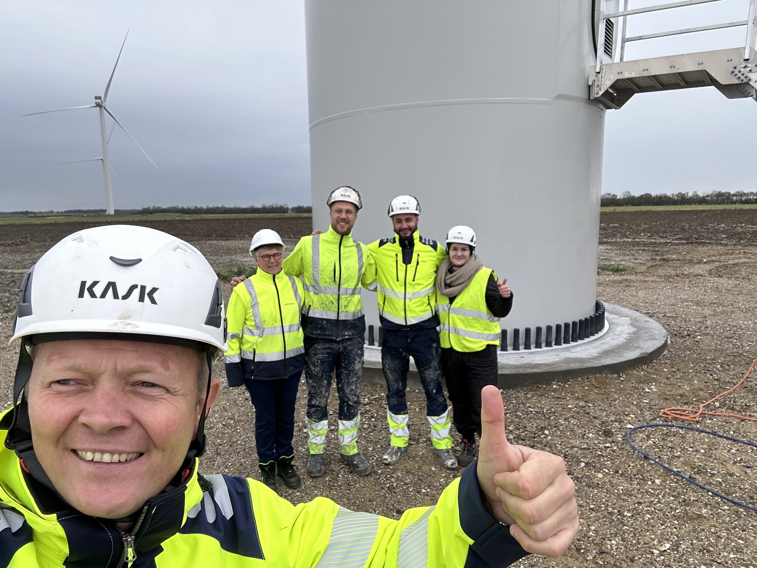 Sealing DK Group Photo.JPG