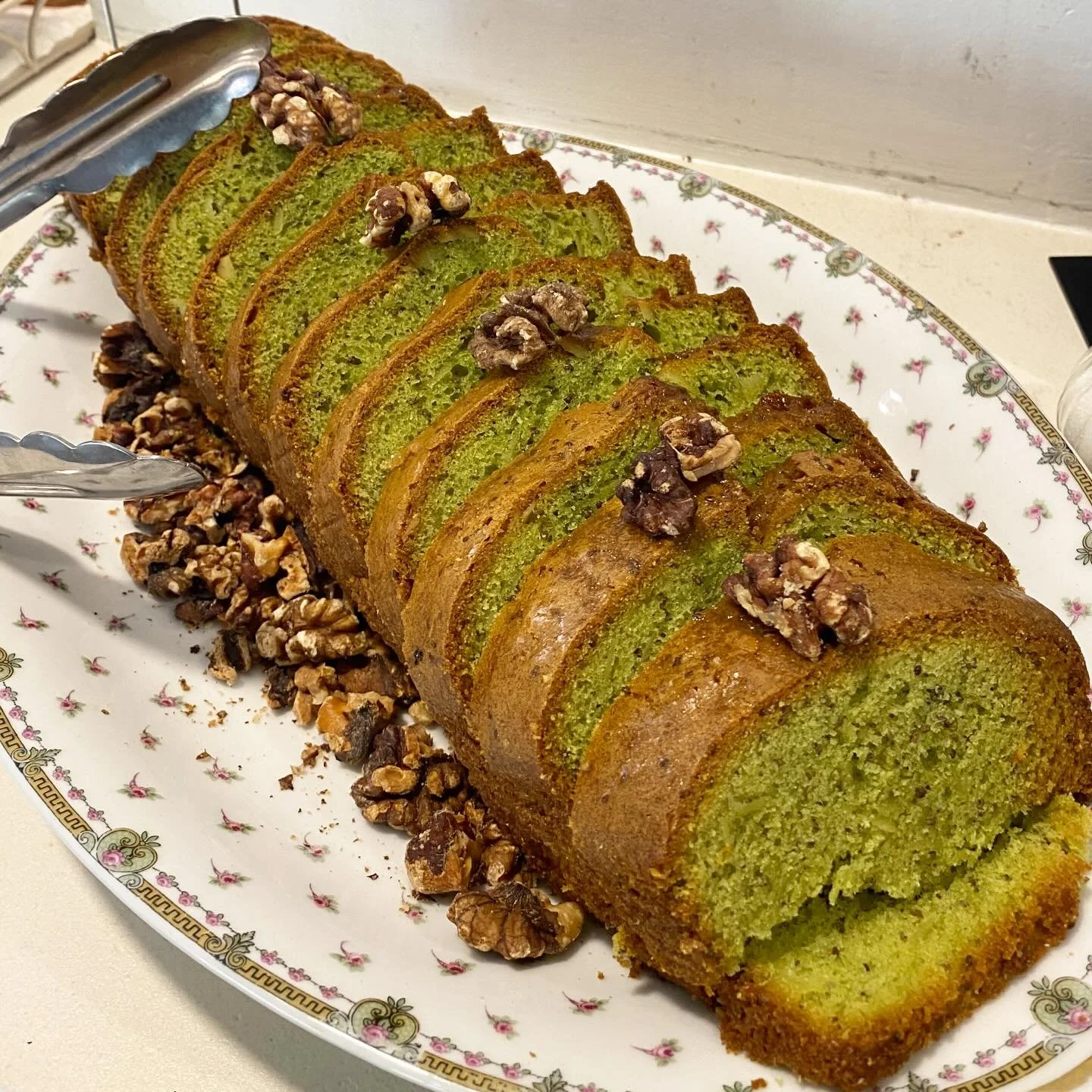 Nos douceurs du moment😋 ! Voici des desserts frais, gourmands et de saison, fait par nos chefs p&acirc;tissiers, pour finir sur une note sucr&eacute;e.🍰 #basilicrestauration #desserts #douceur #sucr&eacute;