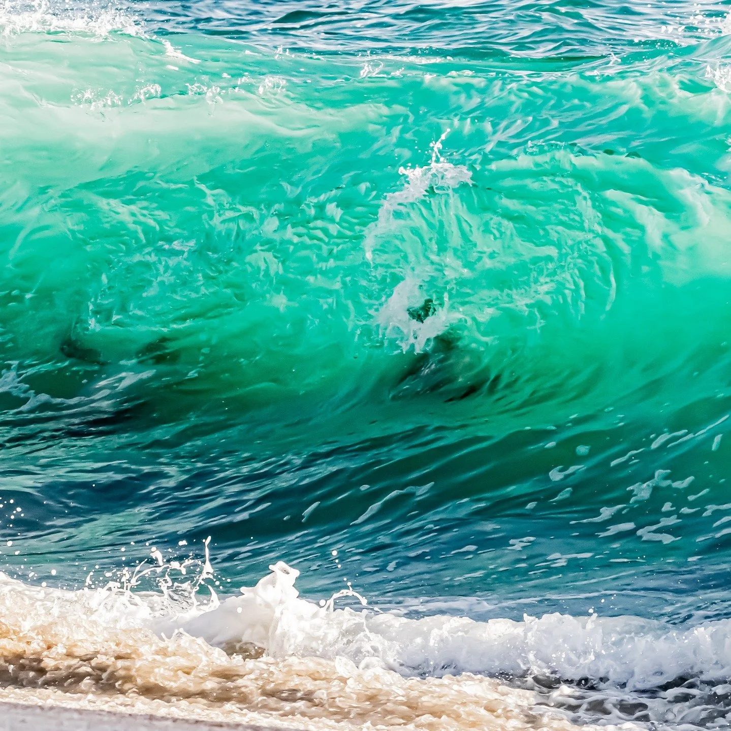 The water folds into itself, a moving embrace of light and depth. Healing comes when we let the tide carry our weight and remind us that every motion is part of a greater rhythm.
#oceansembrace #healingwaves #emeraldwaters #seaspirit #oceanenergy #na