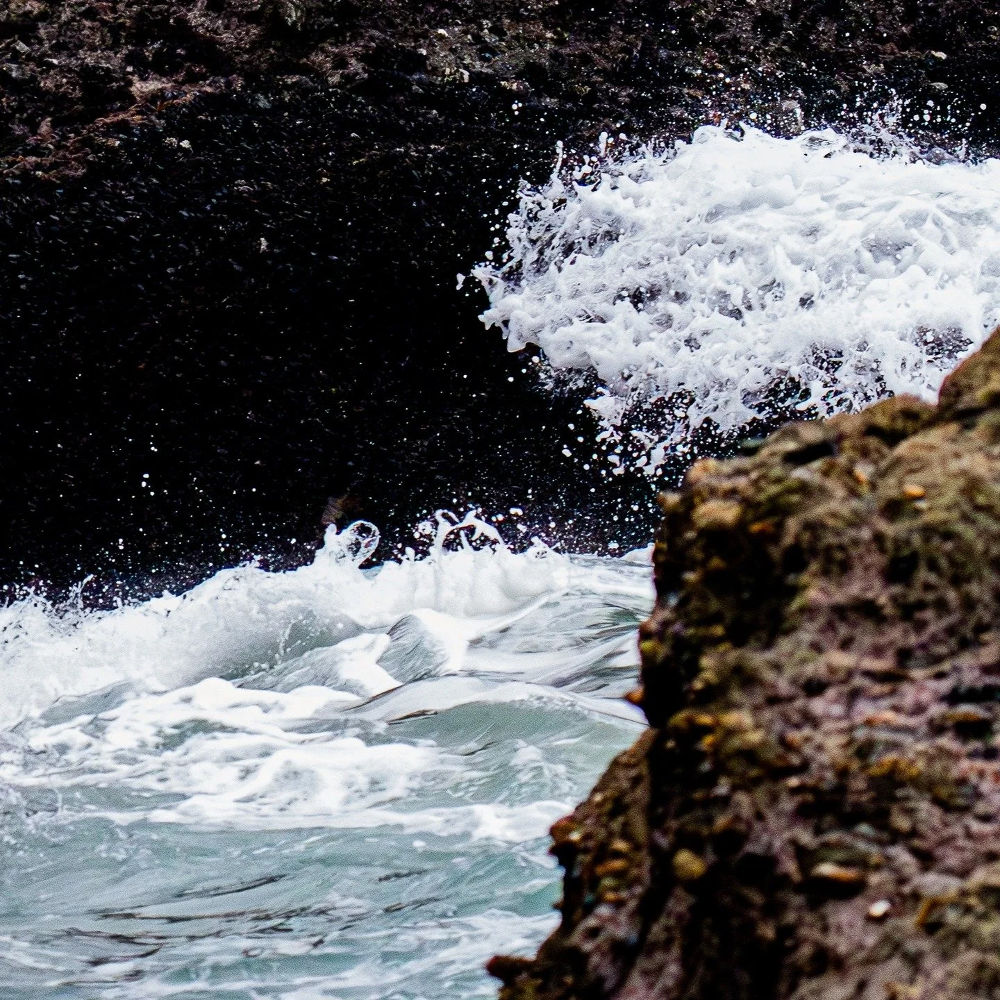 Every force that meets resistance is still in motion. Even impact has flow.
#oceans #beach #kingtide #1000stepsbeach