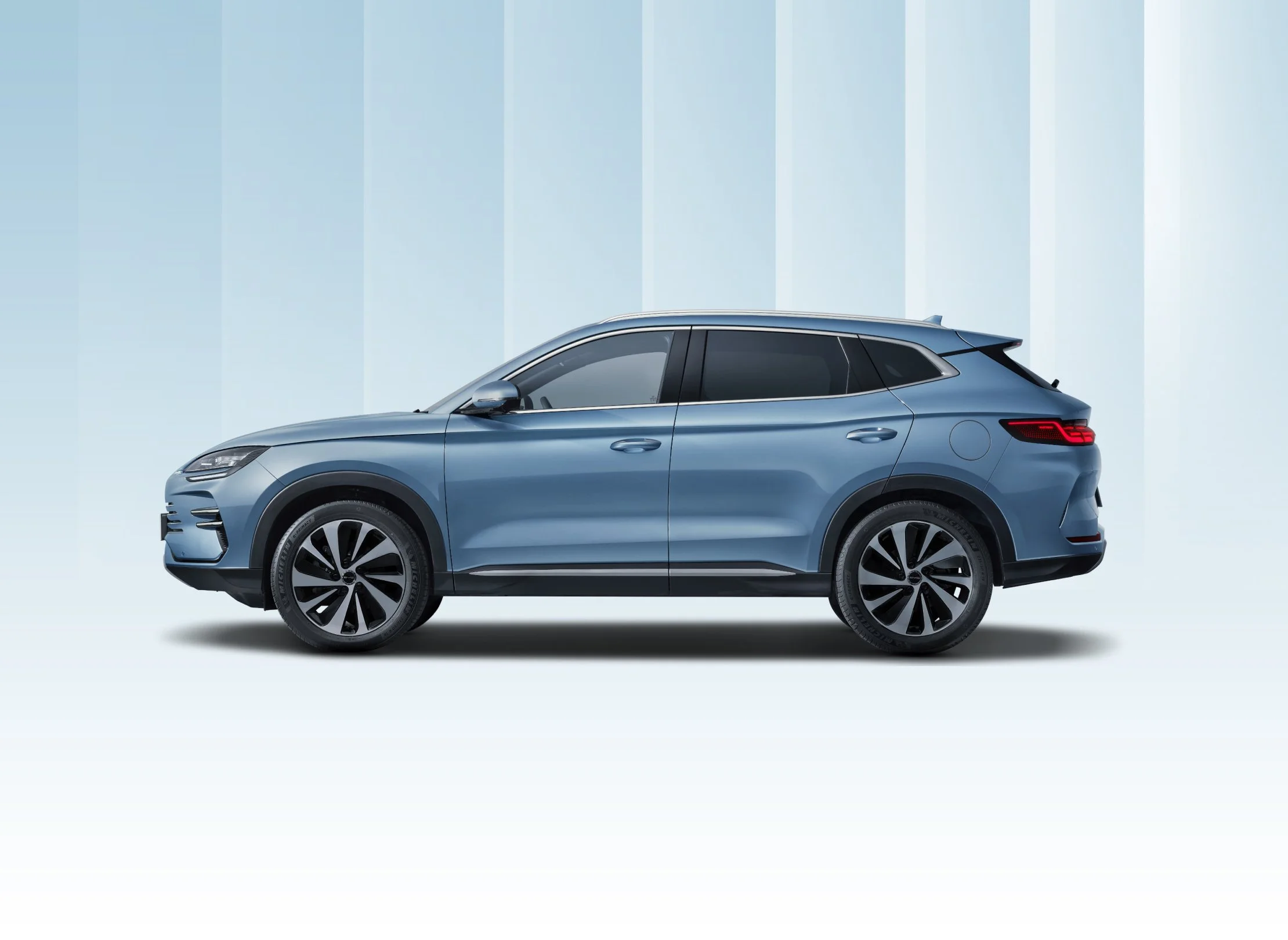 BYD-SEAL-U-DMI-blekitny-tian-qing-byd-garcarek.jpg