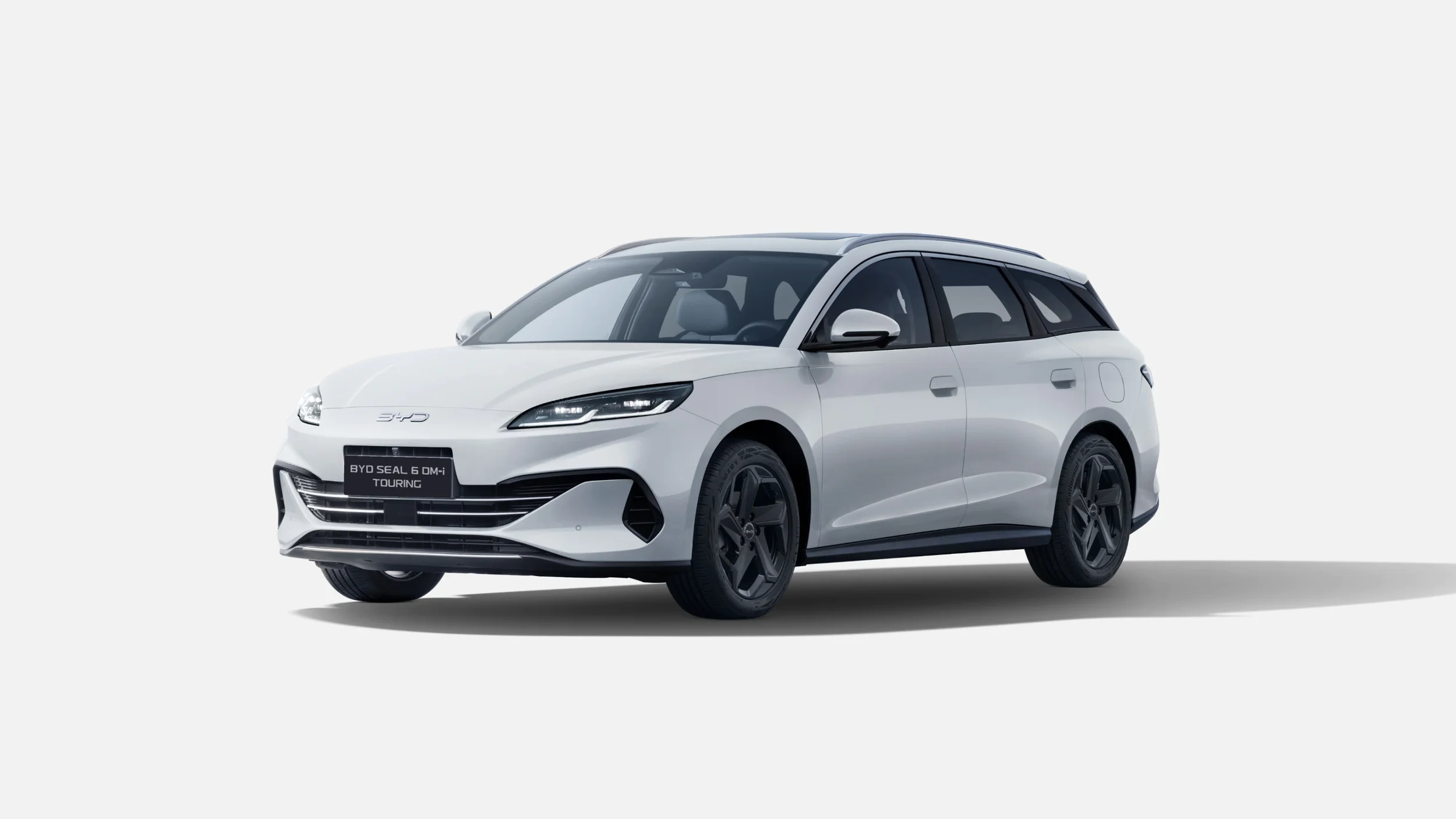 byd-seal-6-dm-i-touring-kolor-polar-white.webp