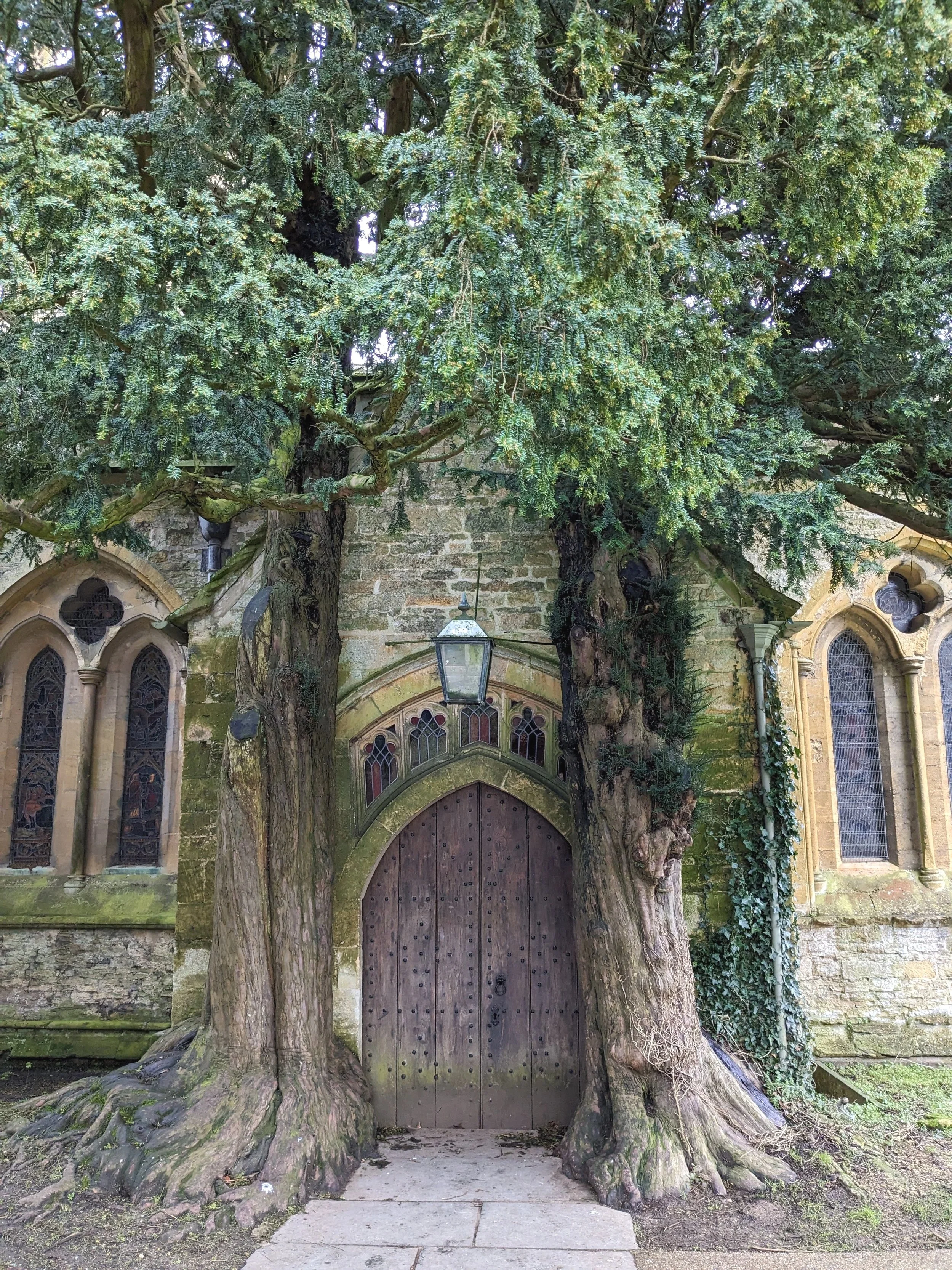 Stow-on-the-Wold - Historic church doors