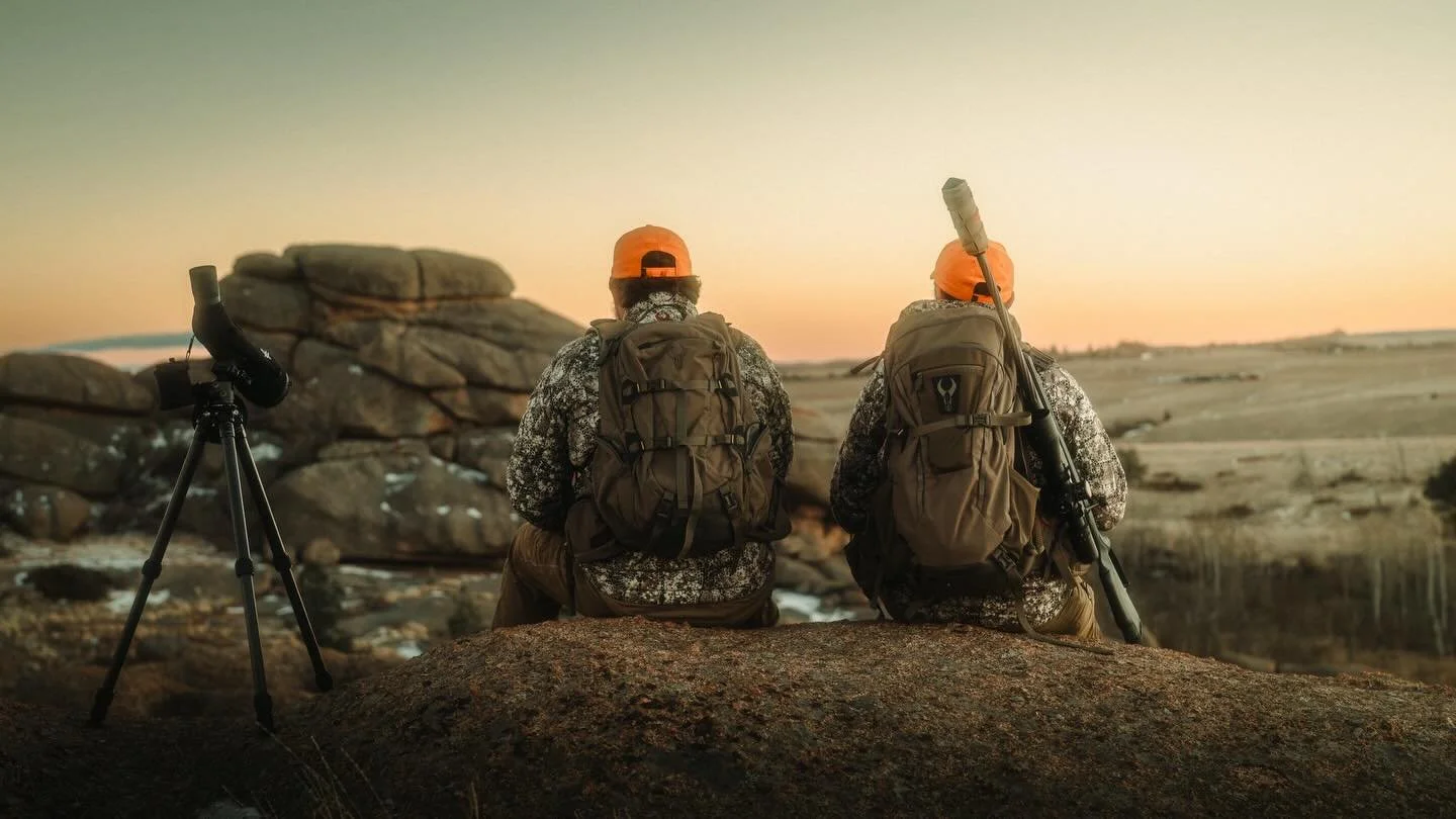 Somewhere between effort and perspective.

@badlandsgear 
@rugersofficial 
@vortexoptics 
@two_vets_tripods 
@burnproofgear 
@huntlifteatofficial 
@huxwrx 

📸 @rebellabsmedia