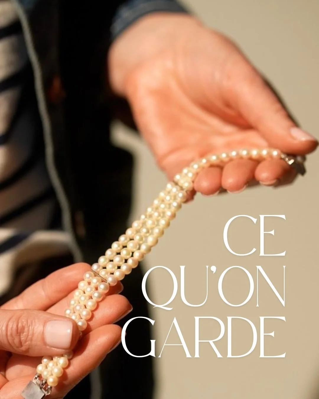 Ce qui m&rsquo;importe dans un mat&eacute;riau, ce n&rsquo;est pas qu&rsquo;il soit parfait.

C&rsquo;est ce qu&rsquo;il repr&eacute;sente pour vous.

Ces perles trois rangs, port&eacute;es pendant des ann&eacute;es n&rsquo;&eacute;taient pas irr&eac