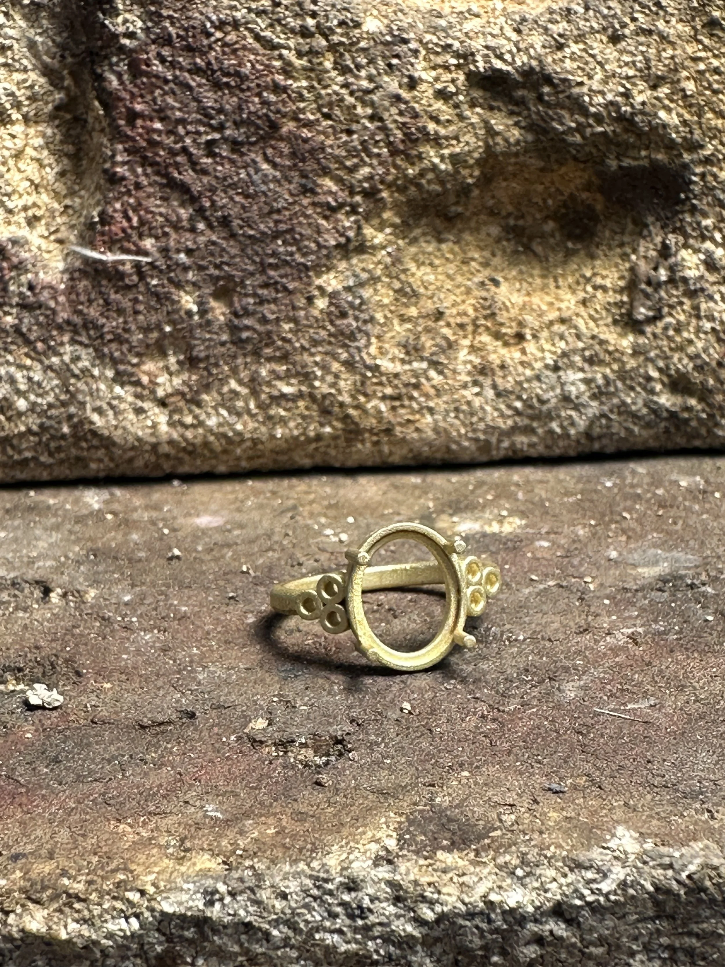 Fabrication sur mesure en atelier — transformation bijou de famille en or jaune, Claire d'Anne Montpellier