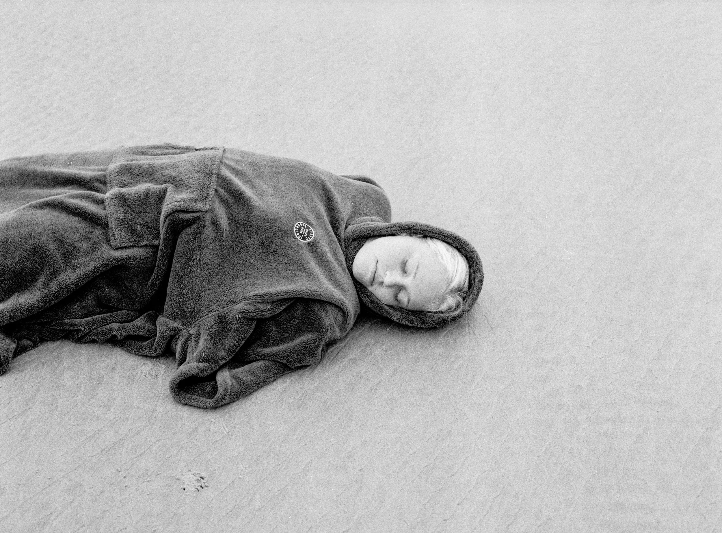 evi sleeping beach 3 oyambre oct23-2.JPG