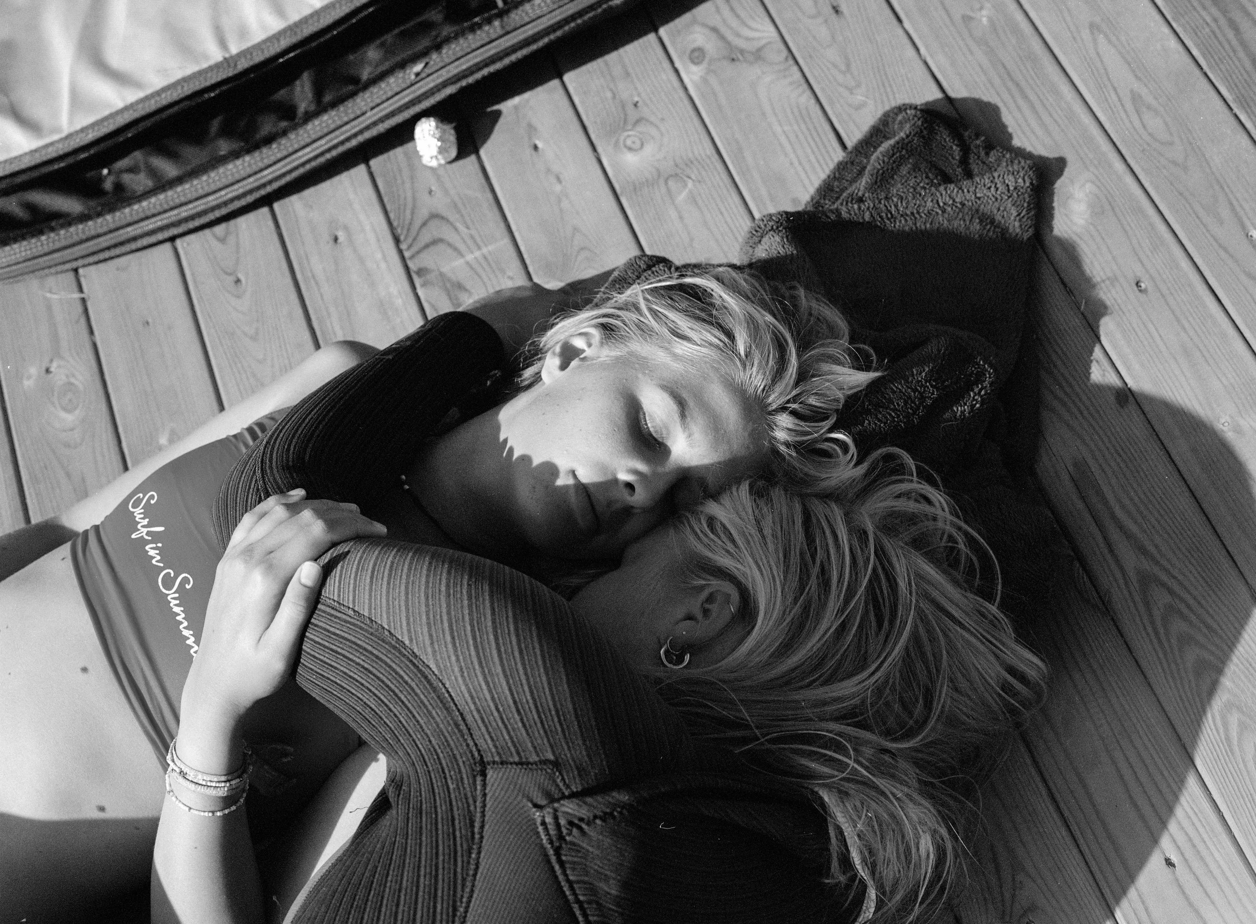 nikki evi sleeping 4 oyambre oct23-2 3.JPG