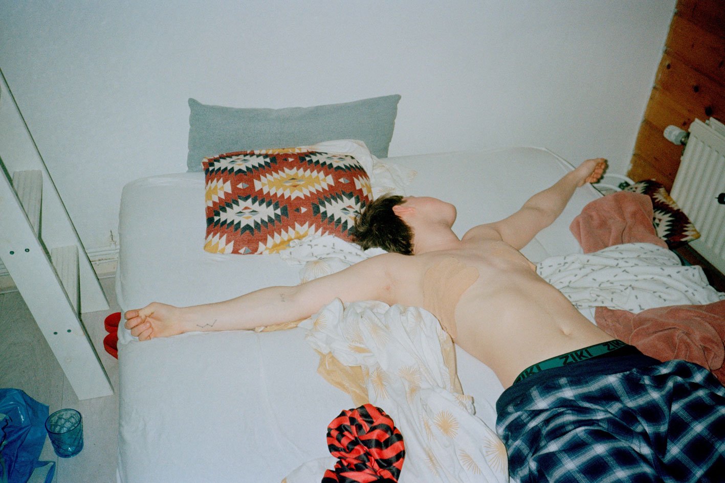 3-noah jesus pose - liv van der ham.jpg