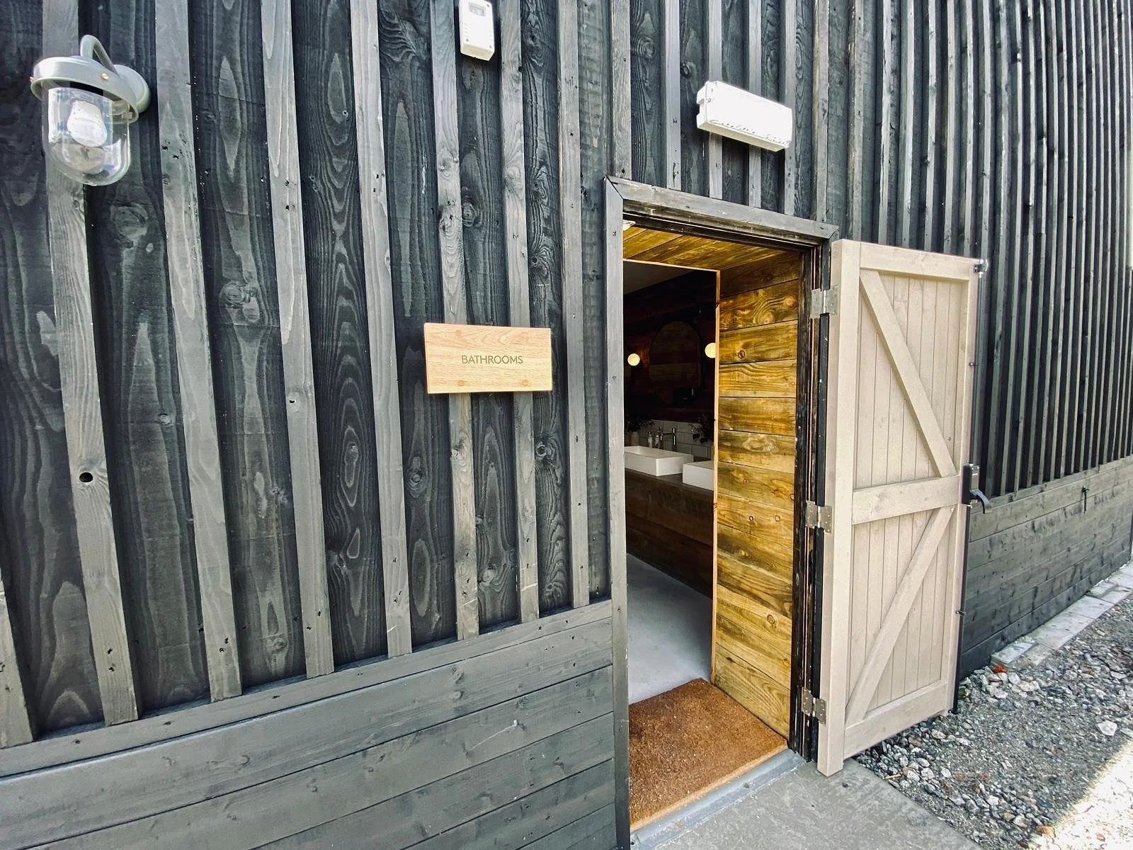 WhatsApp Image 2024-10-07 at 14.28.21_2bb97e15.jpg