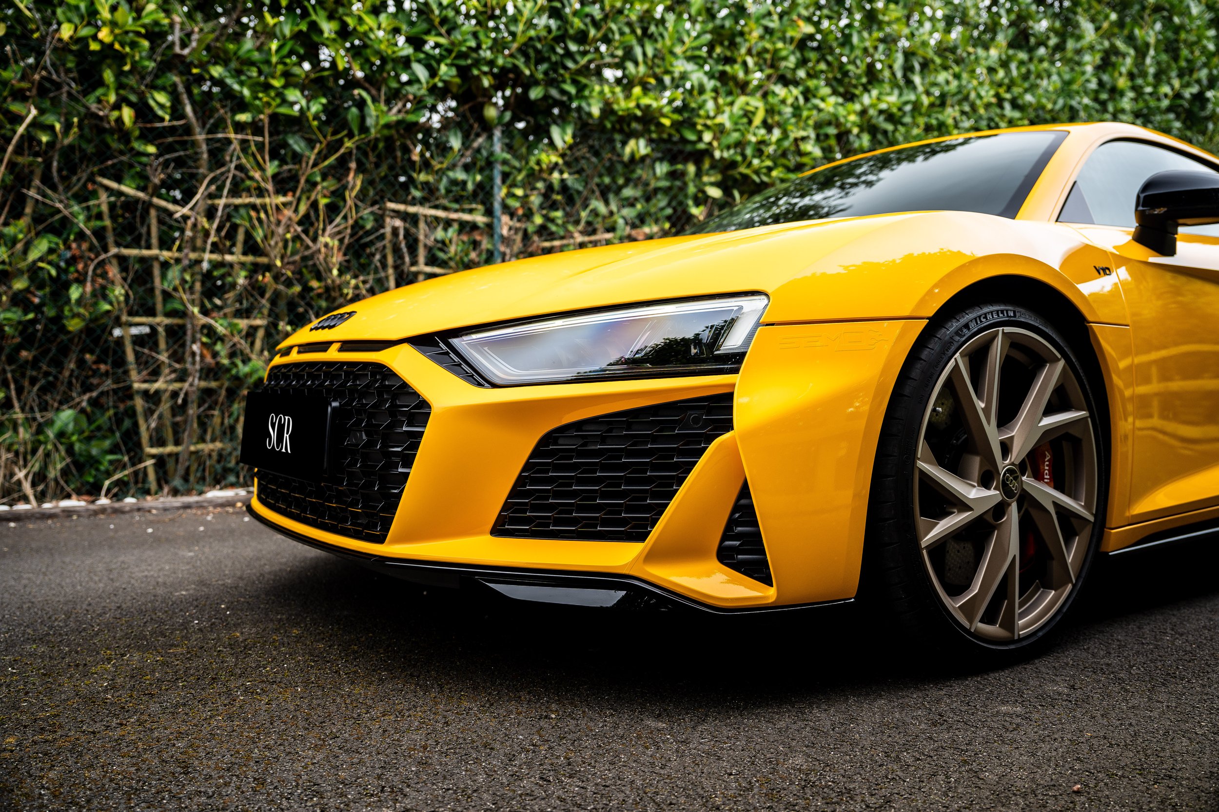 250321_FCH_R8_Stock_Exterior_18_SCR.jpg