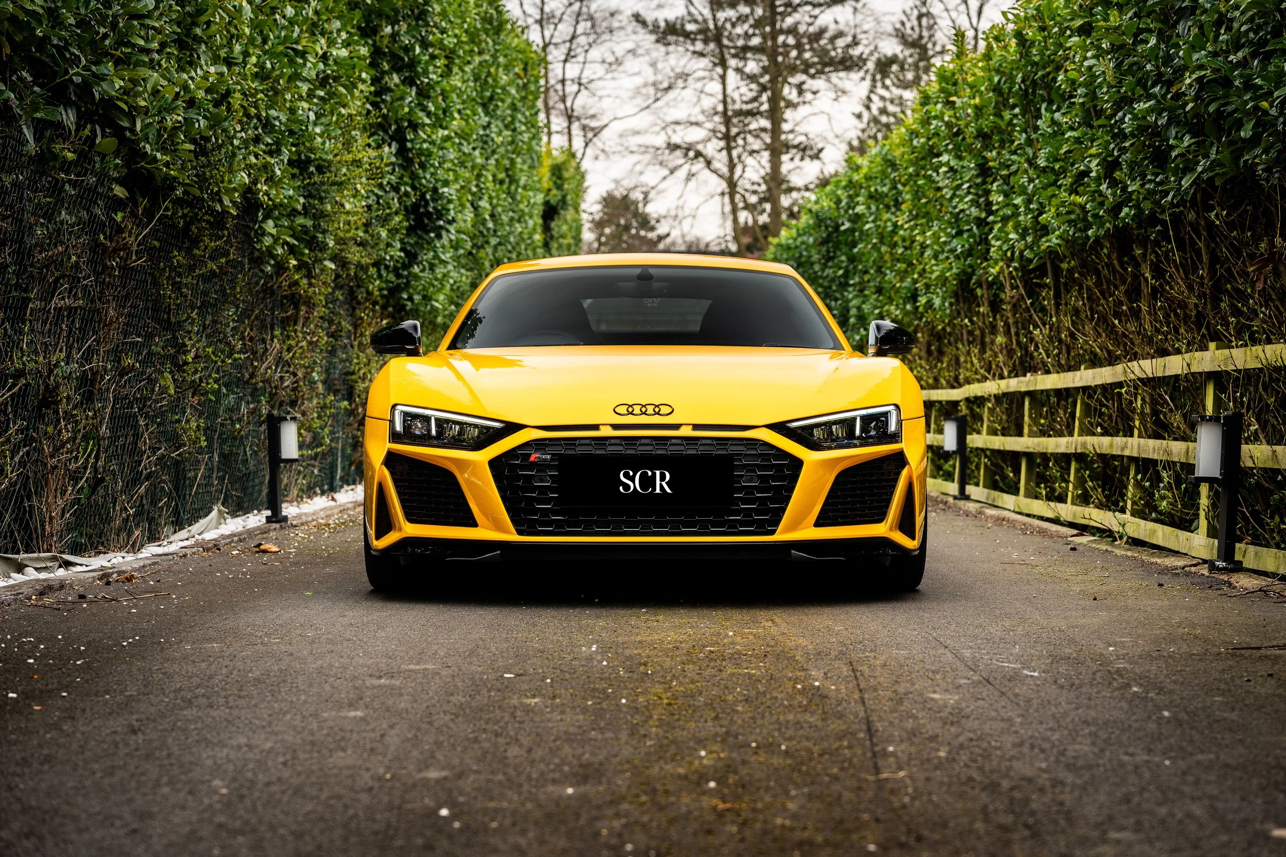 250321_FCH_R8_Stock_Exterior_14_SCR.jpg