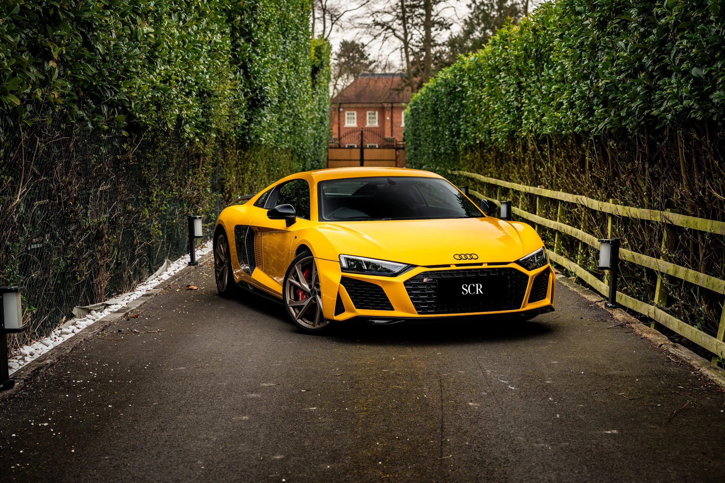 250321_FCH_R8_Stock_Exterior_25_SCR.jpg