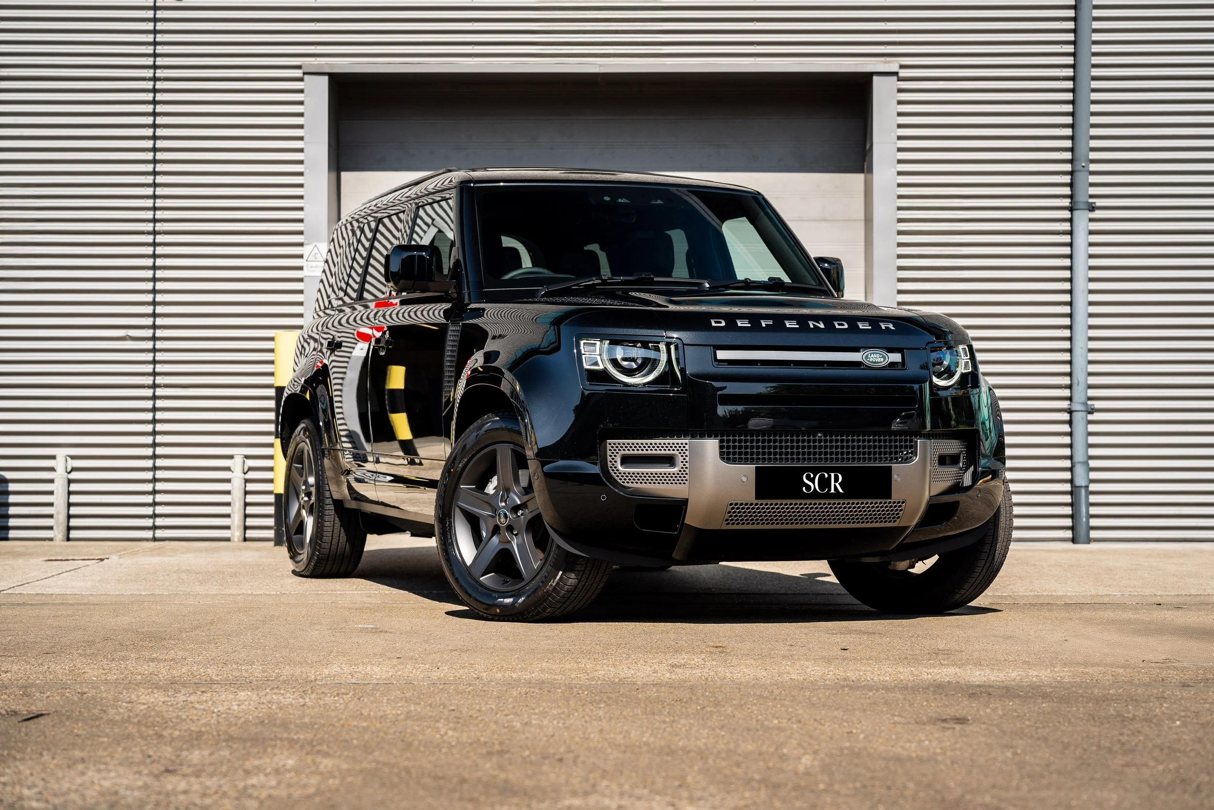 SCR_Defender_RE25HPJ_01.jpg