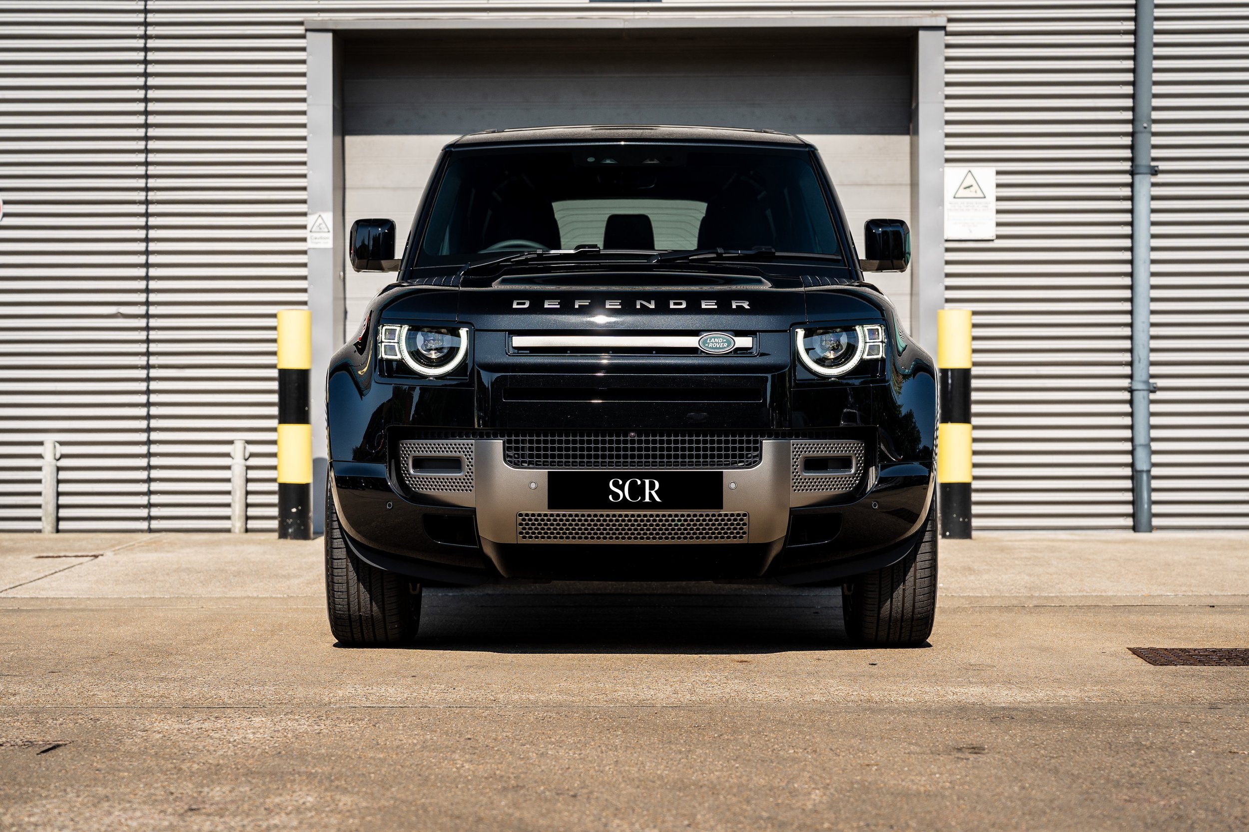 SCR_Defender_RE25HPJ_02.jpg