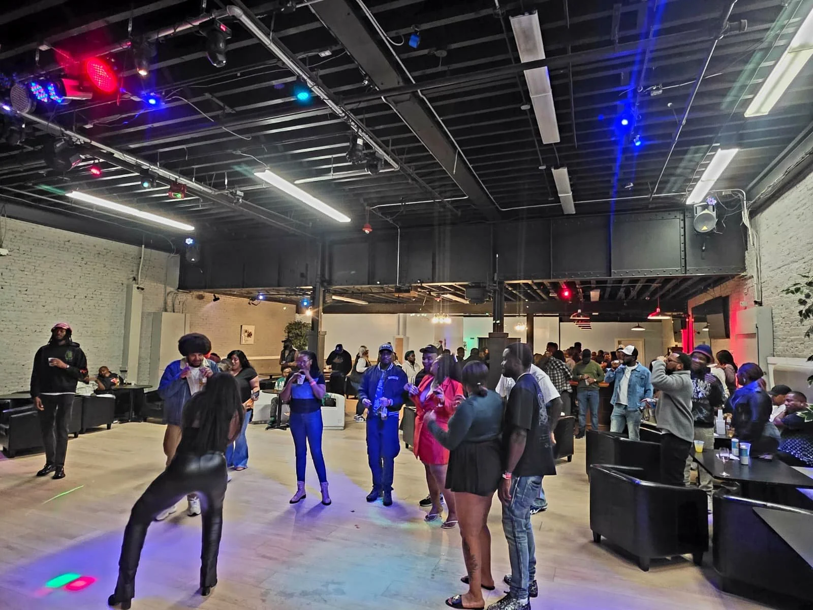 WhatsApp Image 2025-12-01 at 23.35.59 (5).jpeg