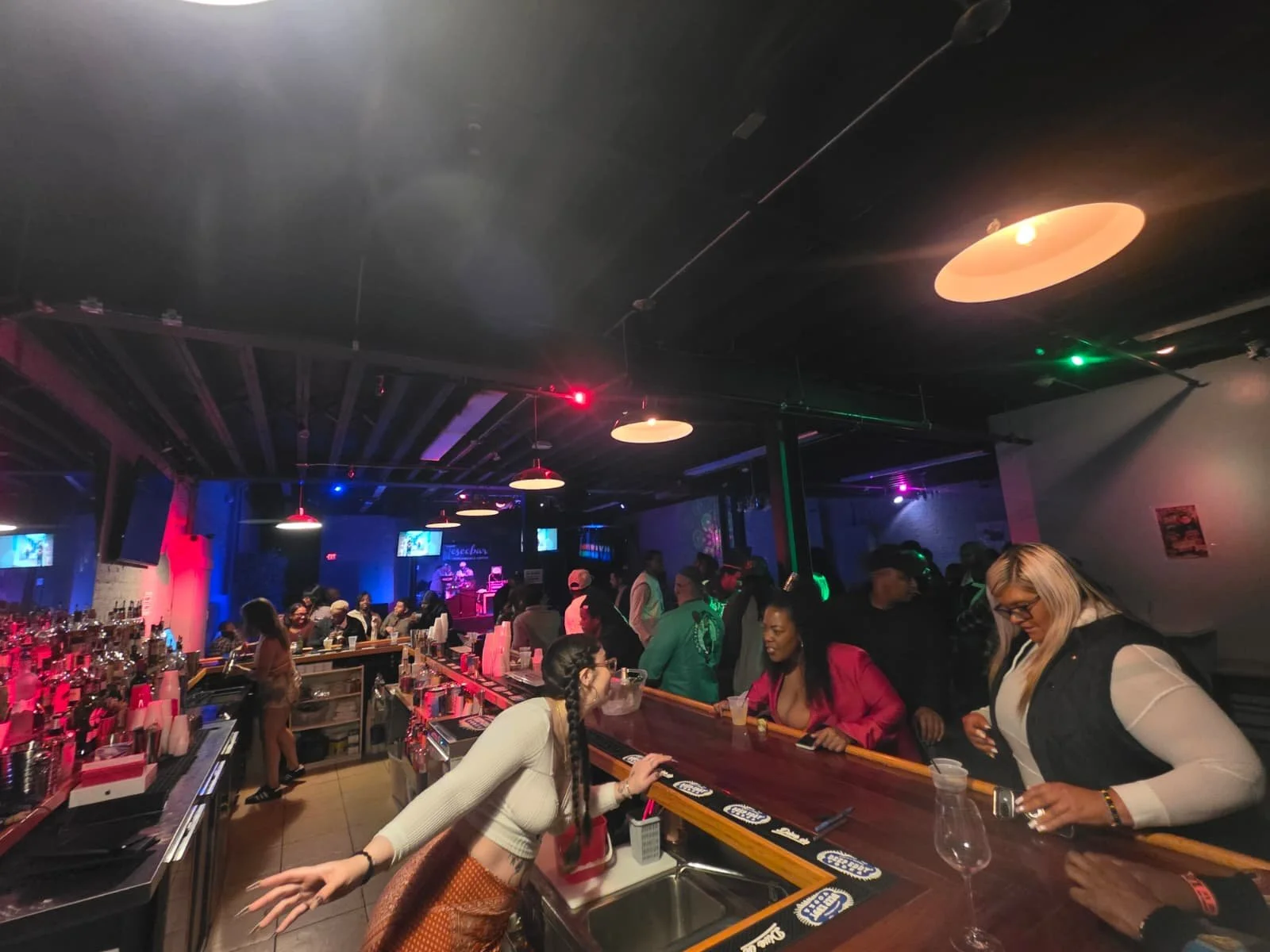 WhatsApp Image 2025-12-01 at 23.08.26.jpeg