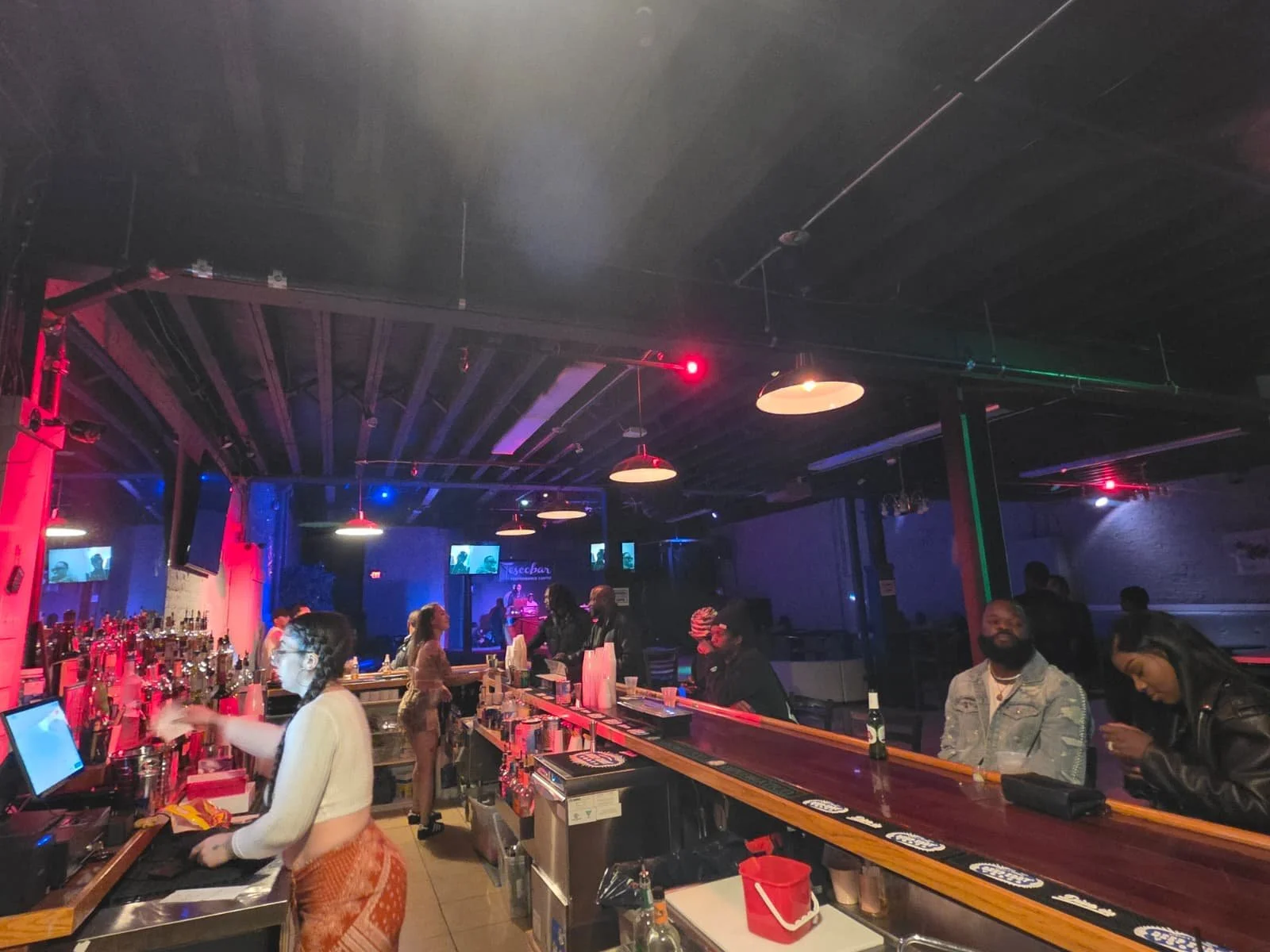 WhatsApp Image 2025-12-01 at 22.41.34 (3).jpeg