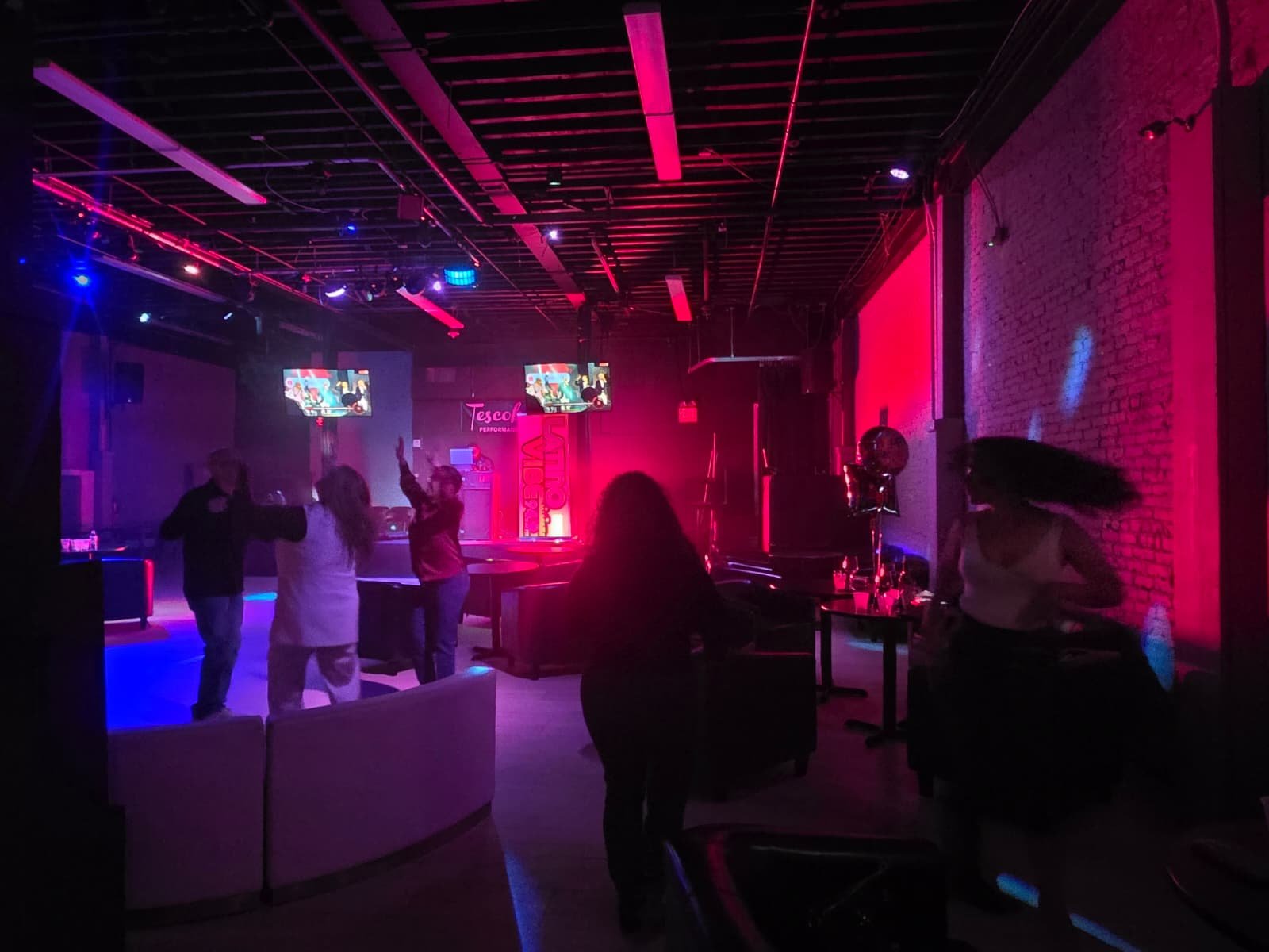 WhatsApp Image 2025-11-24 at 17.52.22.jpeg