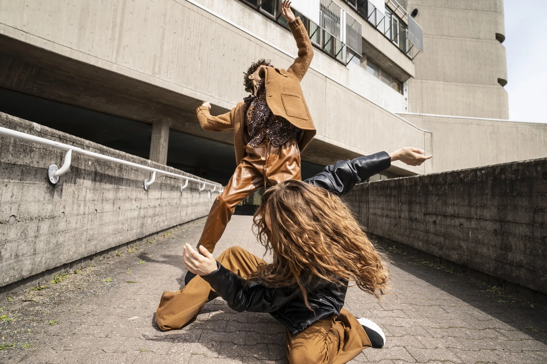 DANCE_05_DRYKORN_CAMPAIGN_FW22_8012_RGB_S.jpg
