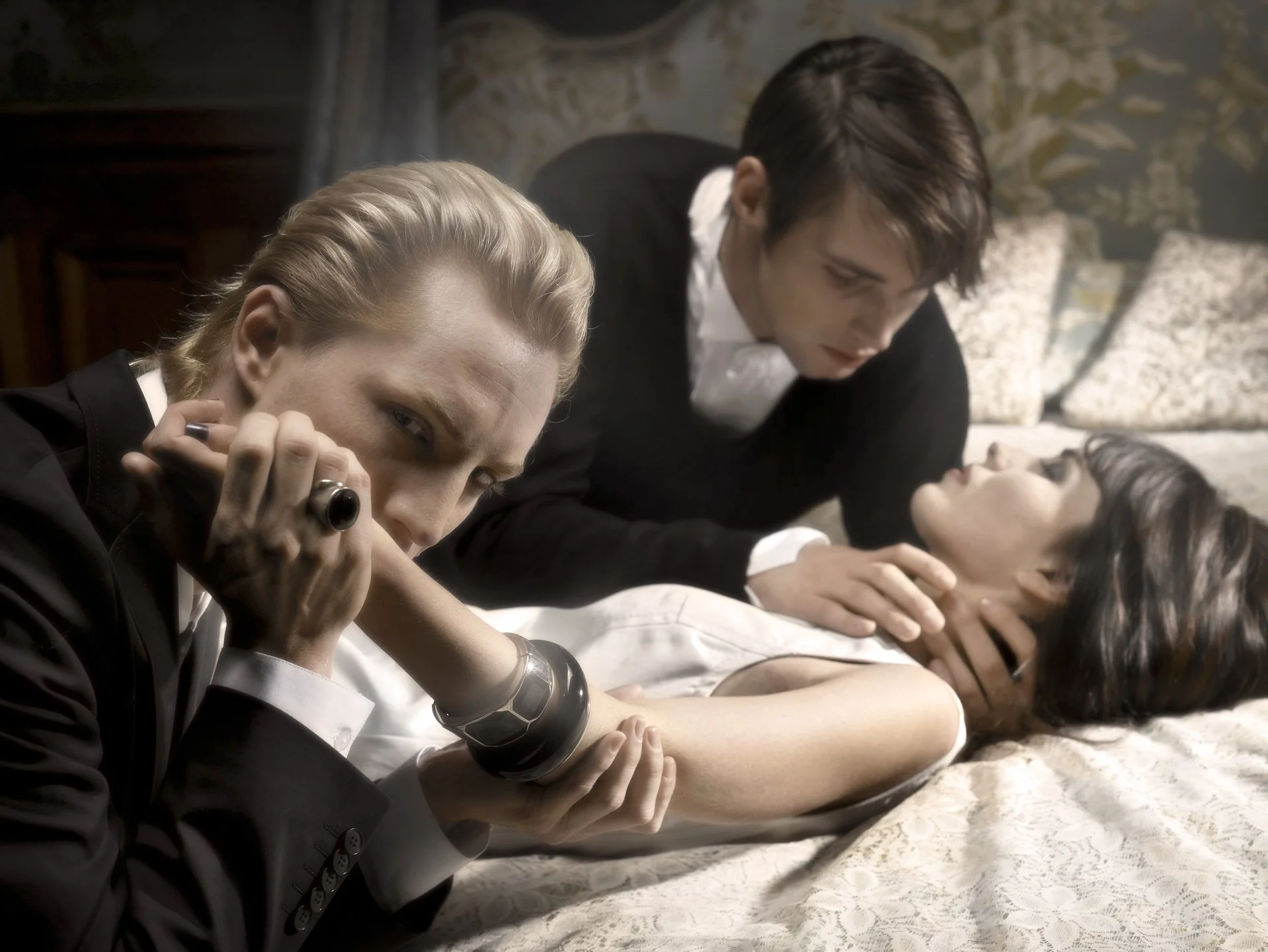 LUST_09c_DRYKORN_FW07_Campaign_la02b_bild 19-003386_S.jpg