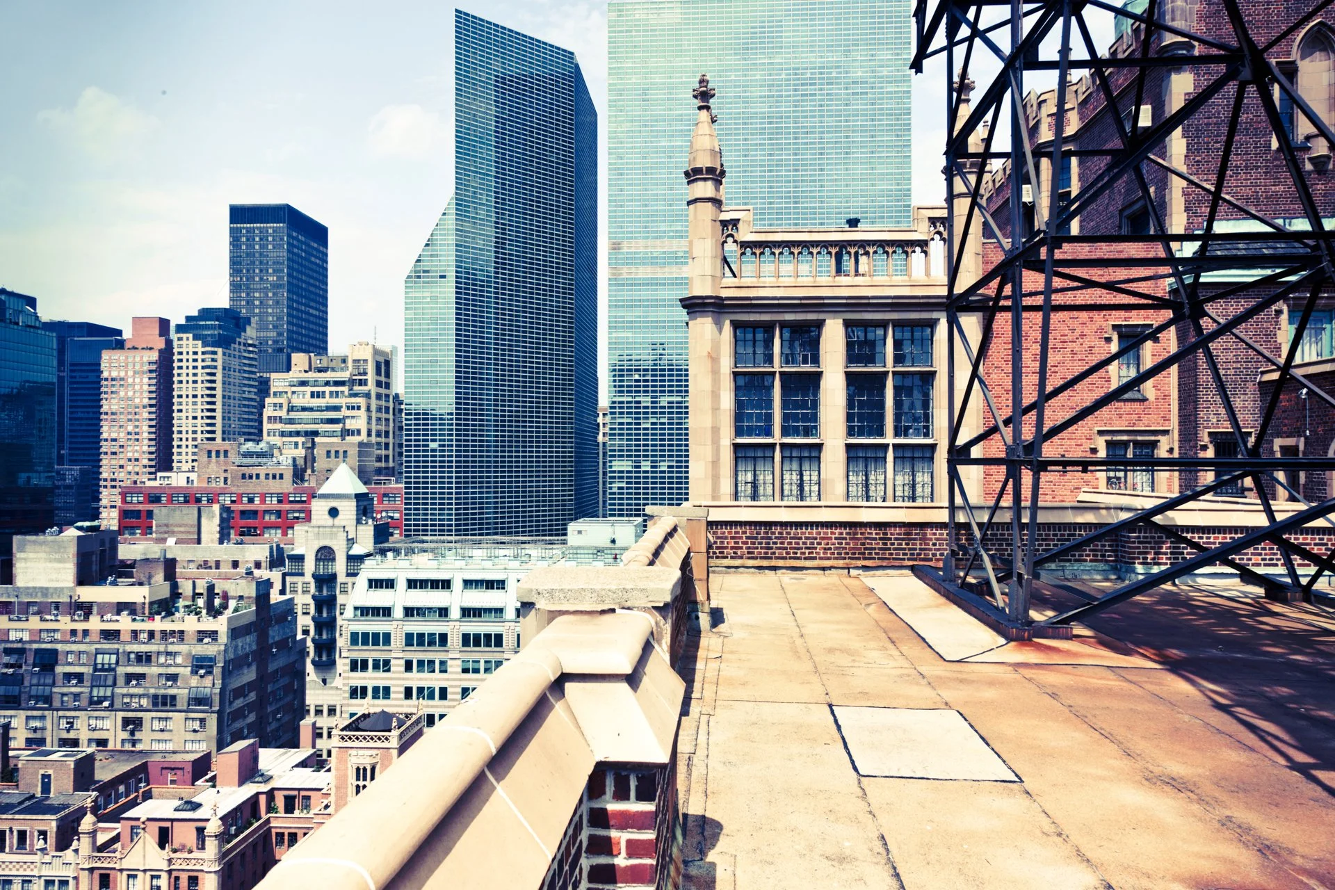CITY_03_DANIELWOELLER_NYC2011-LIL6793_S.jpg