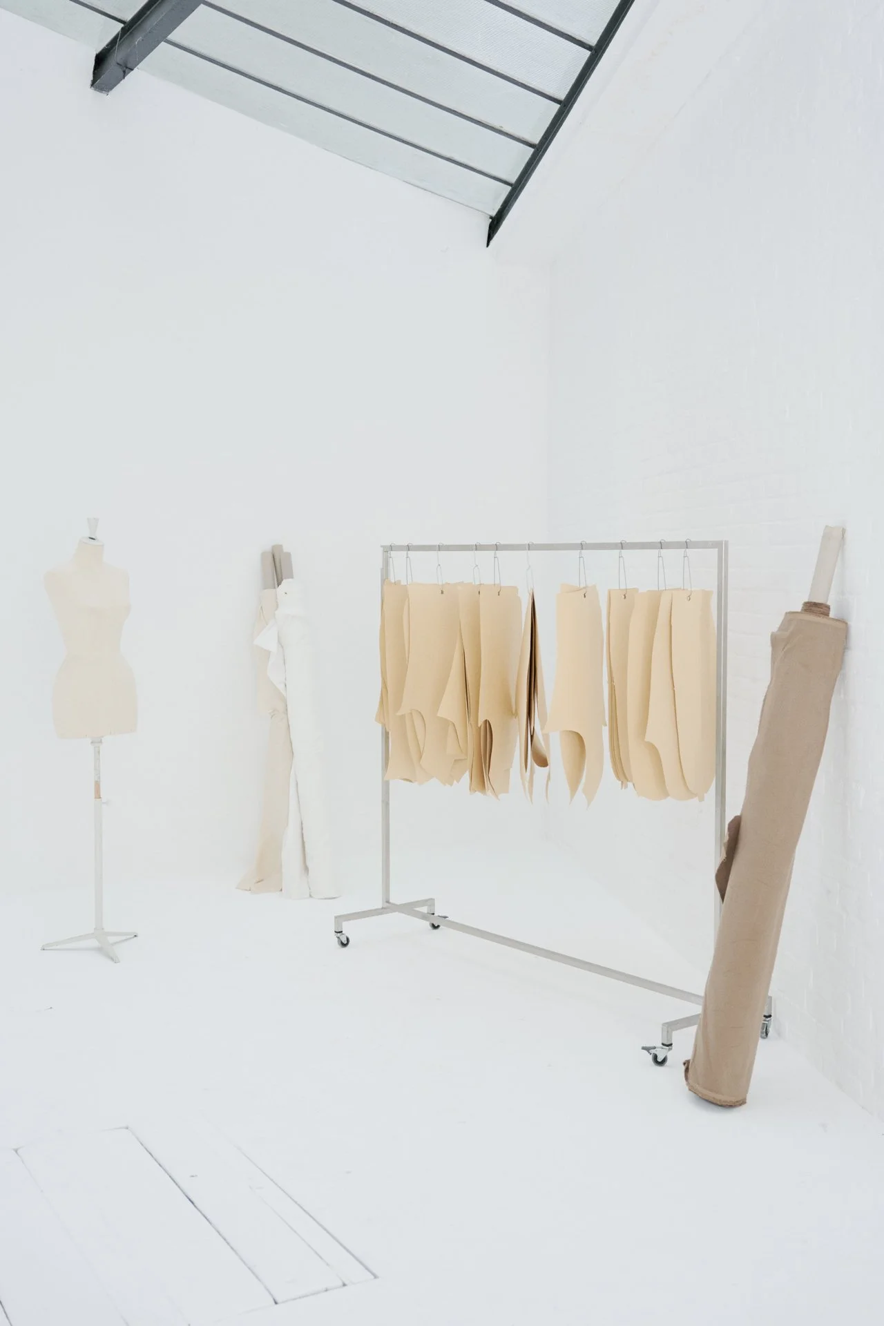 DRYKORN_AW26_main-LB_09_1817_additionals.jpg