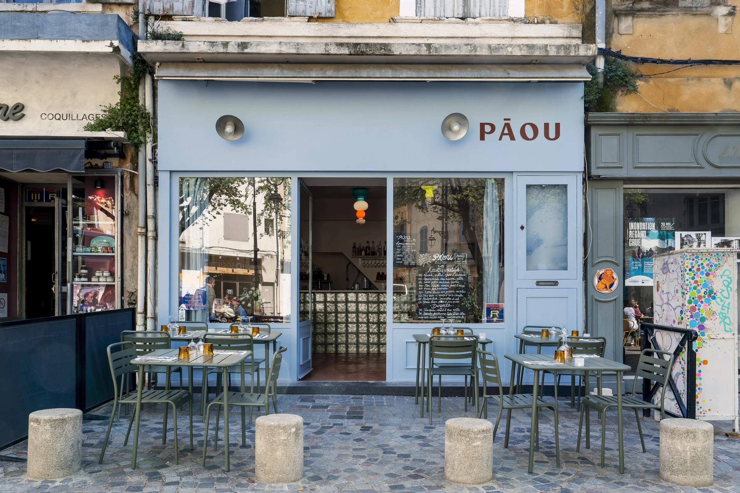 facade-restaurant-tapas-arles.jpg