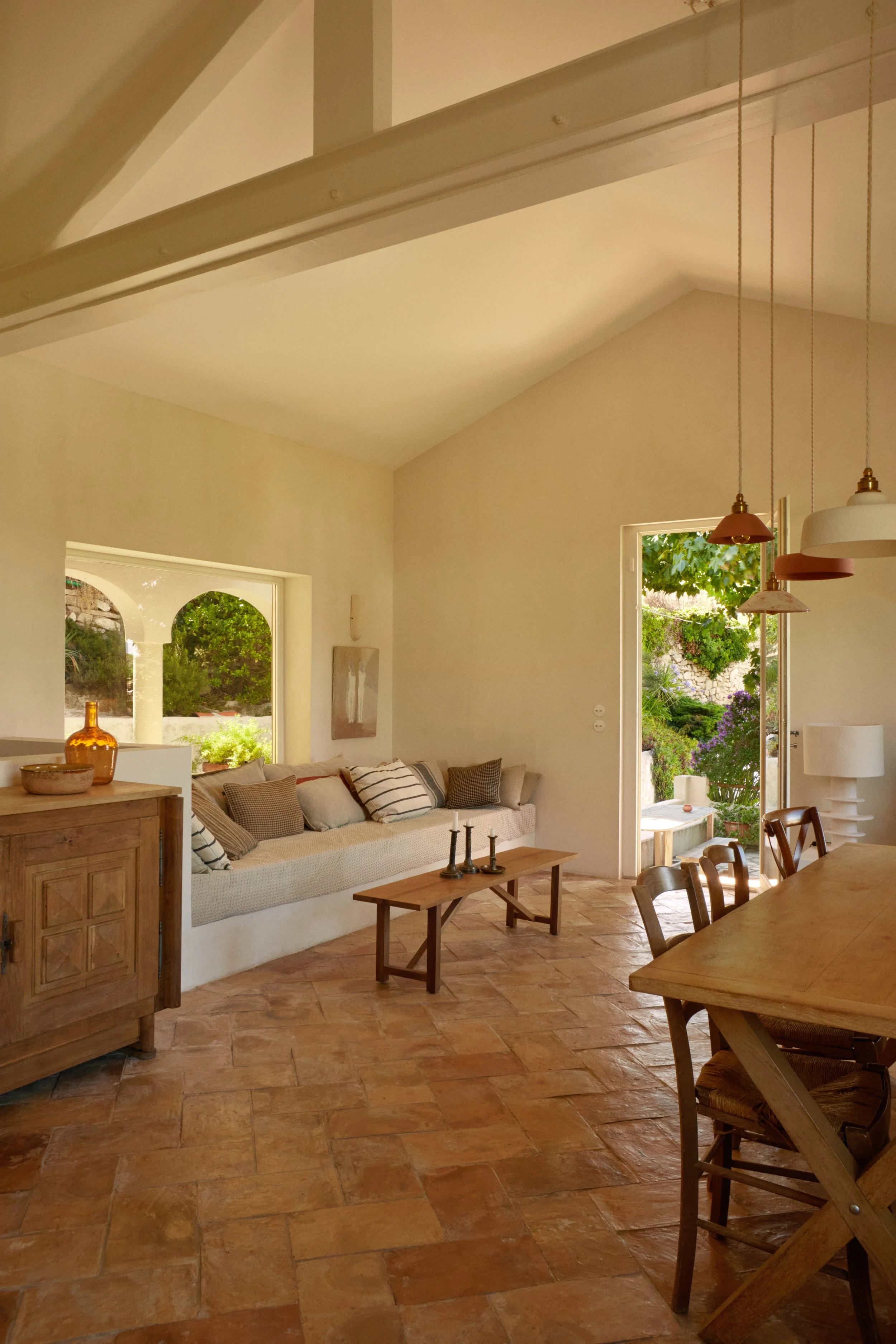 grand salon sol parefeuille provencal