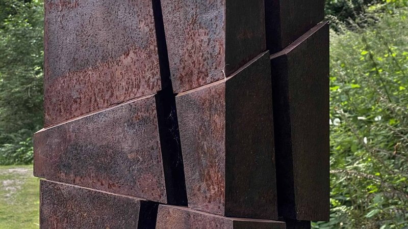 CAT 0250c - STONYER, Andrew - Divided Prism.jpg