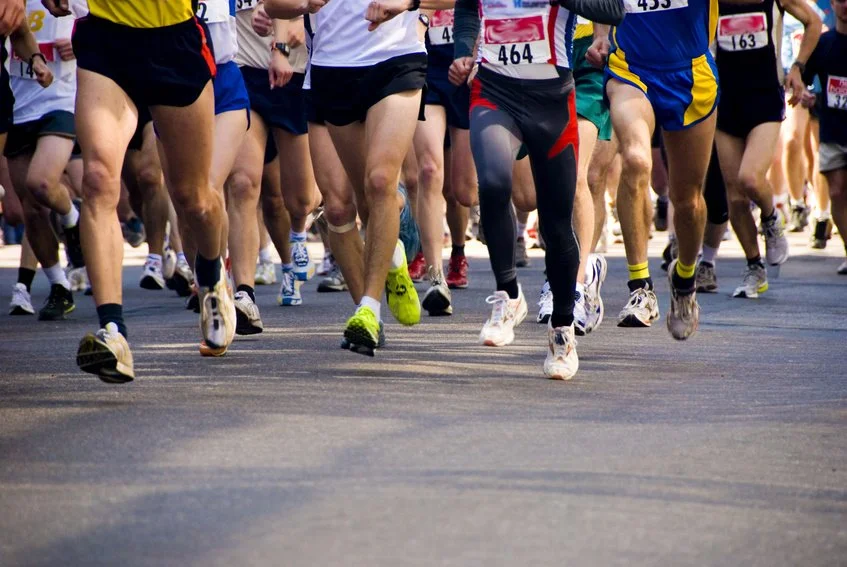 How to Train for a Marathon Without Getting Injured (Video)