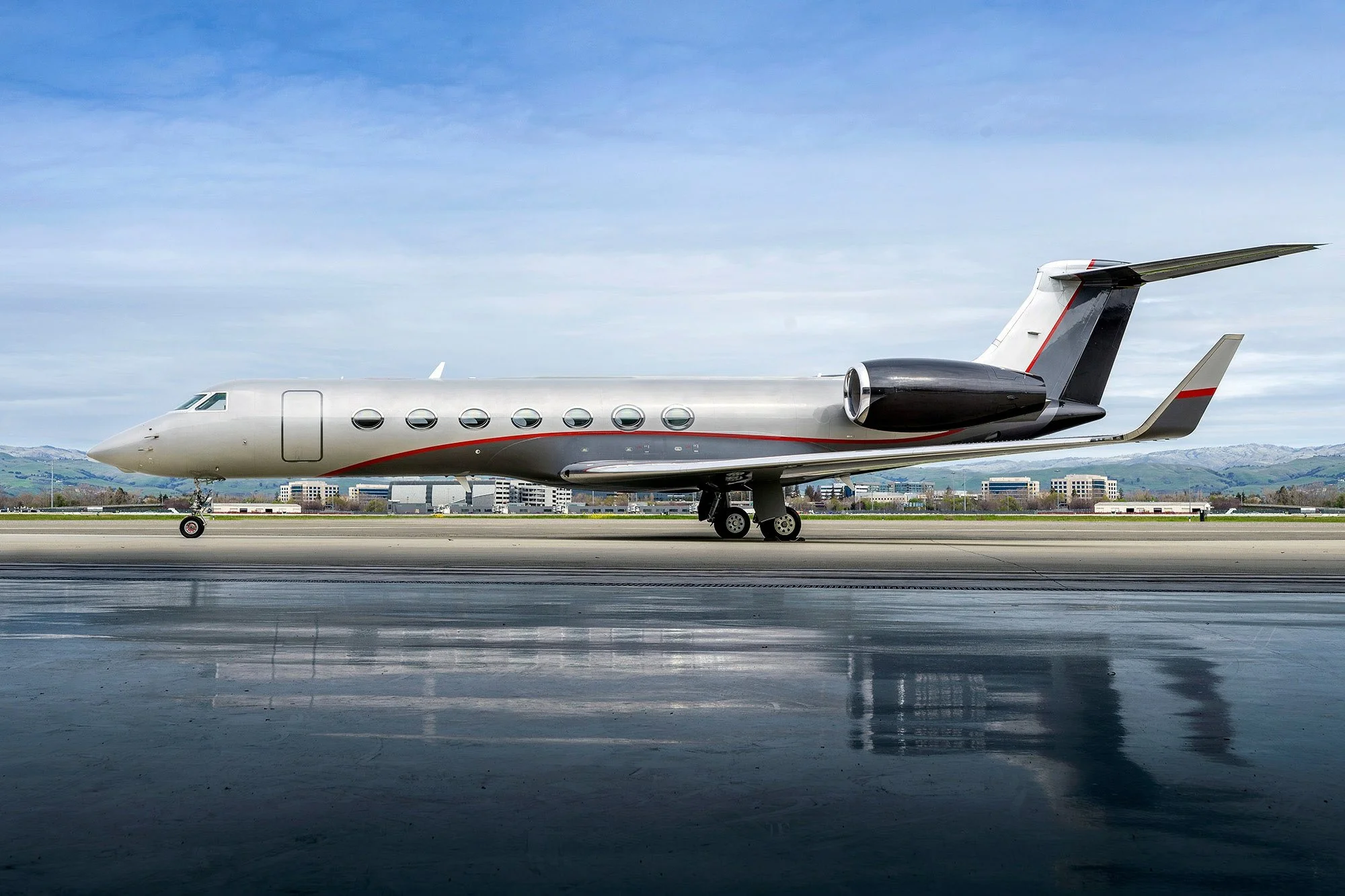 Gulfstream G550