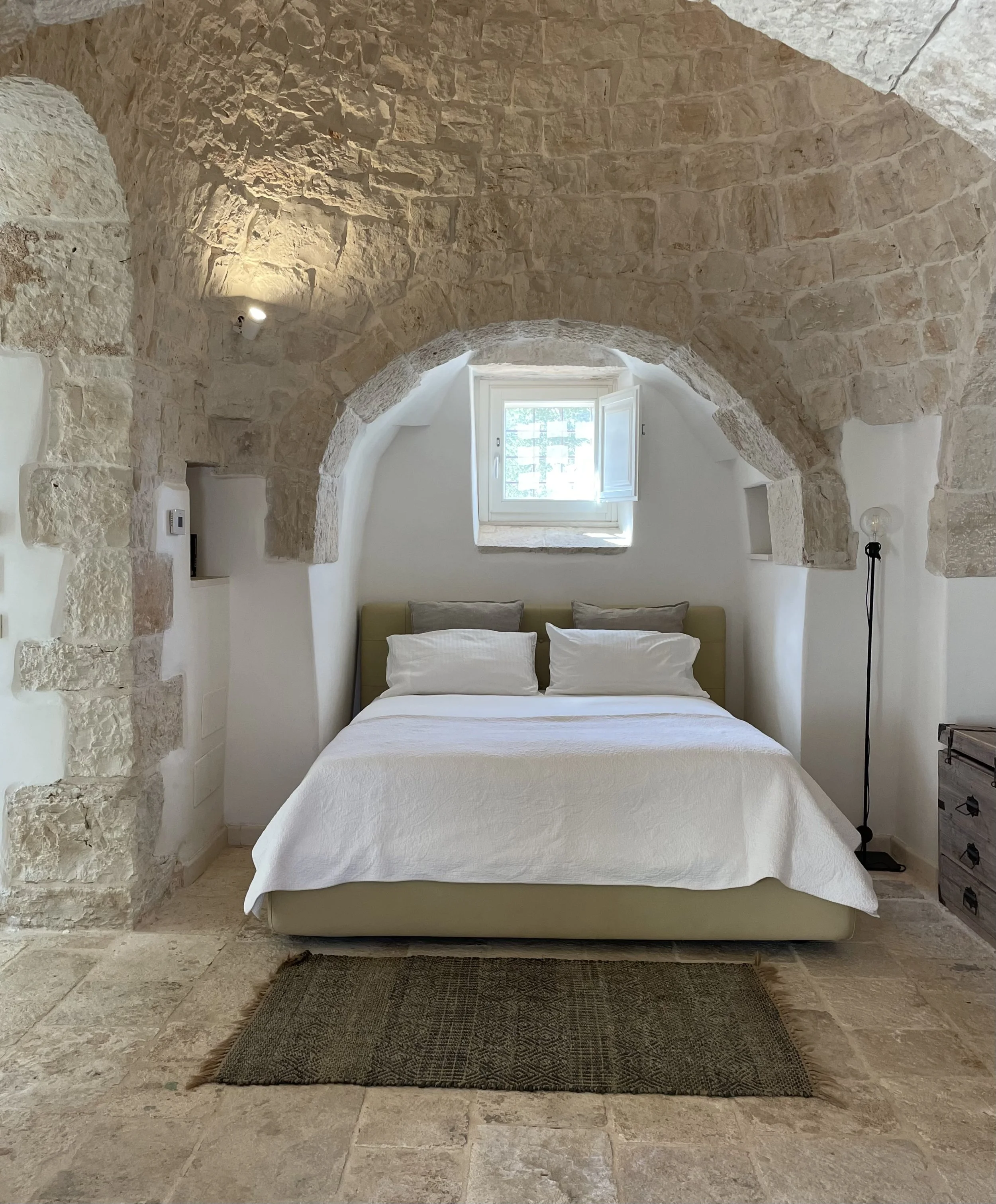 Trullo Piccolo - bed 4.2.jpeg